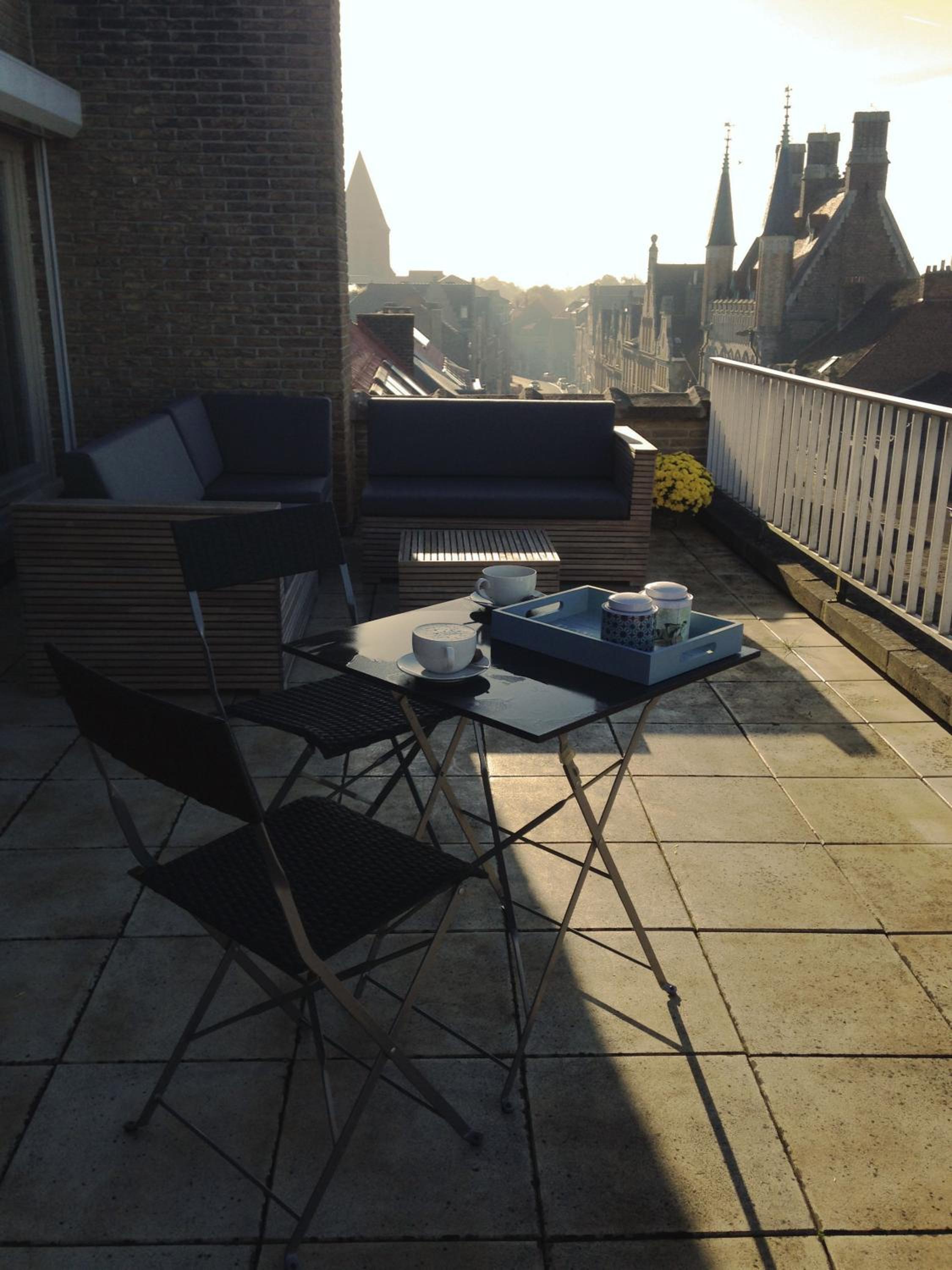 Apartment photo 2