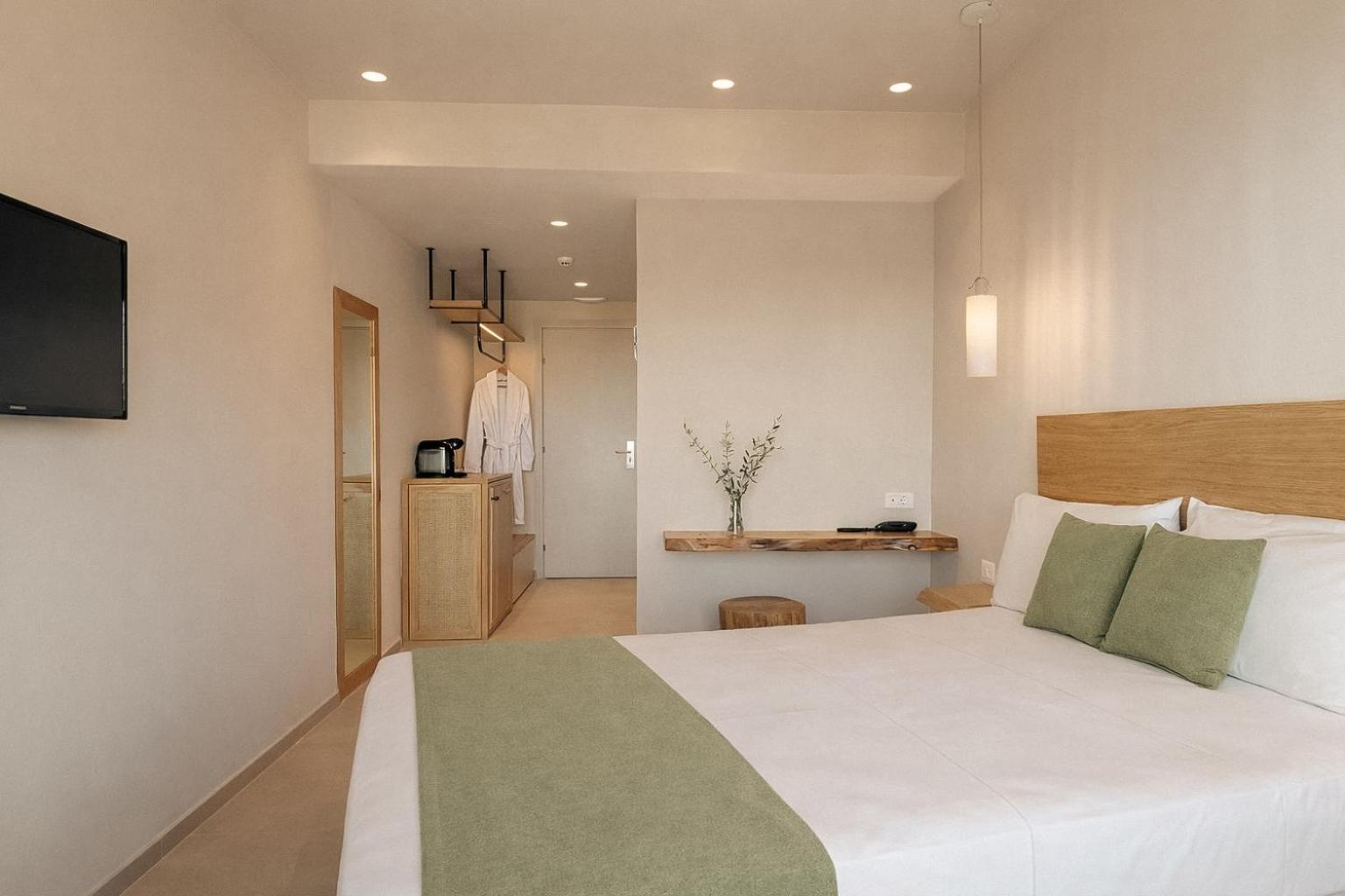 Serenity Sea View Room