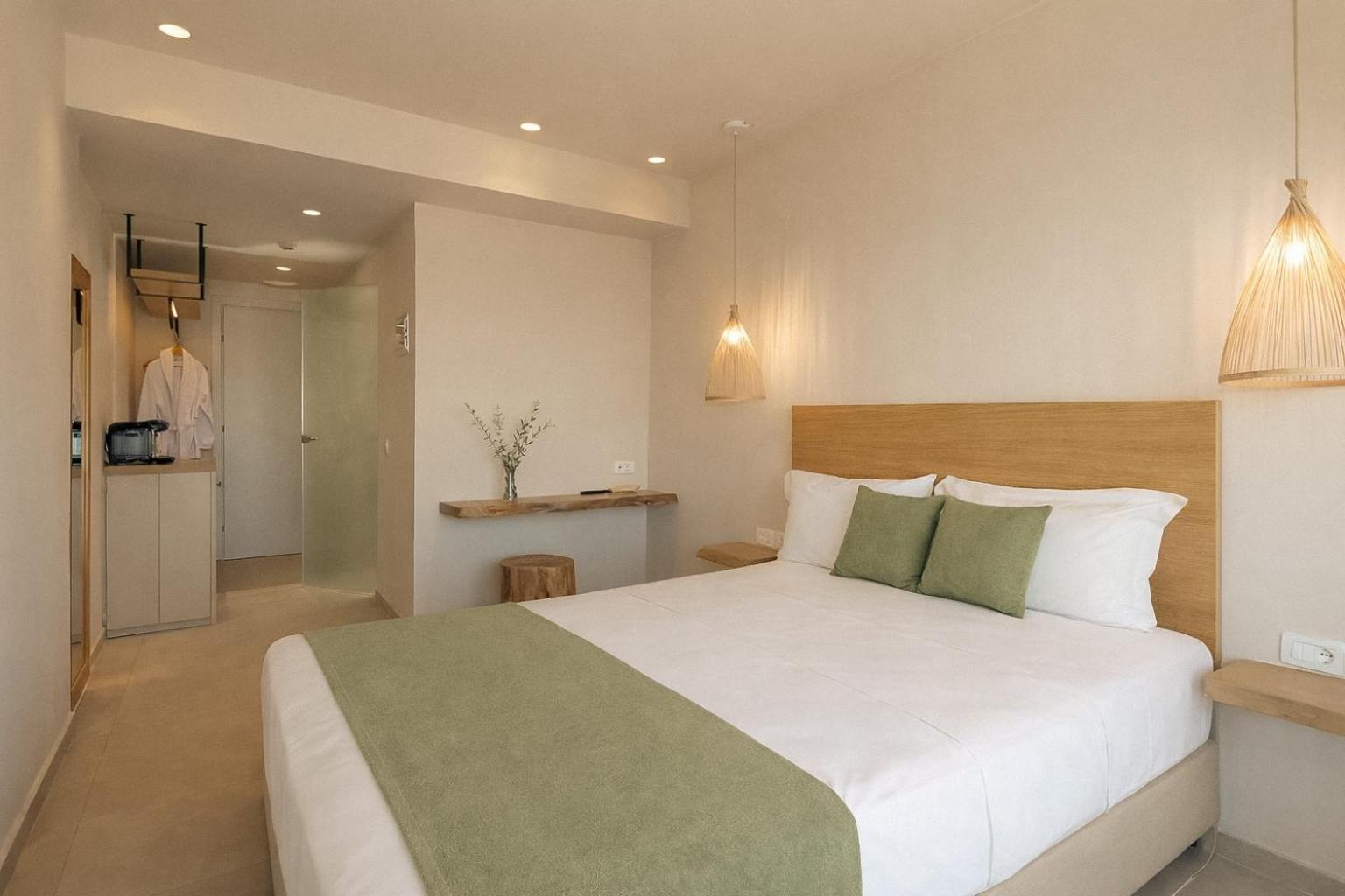 Serenity Sea View Room photo 1