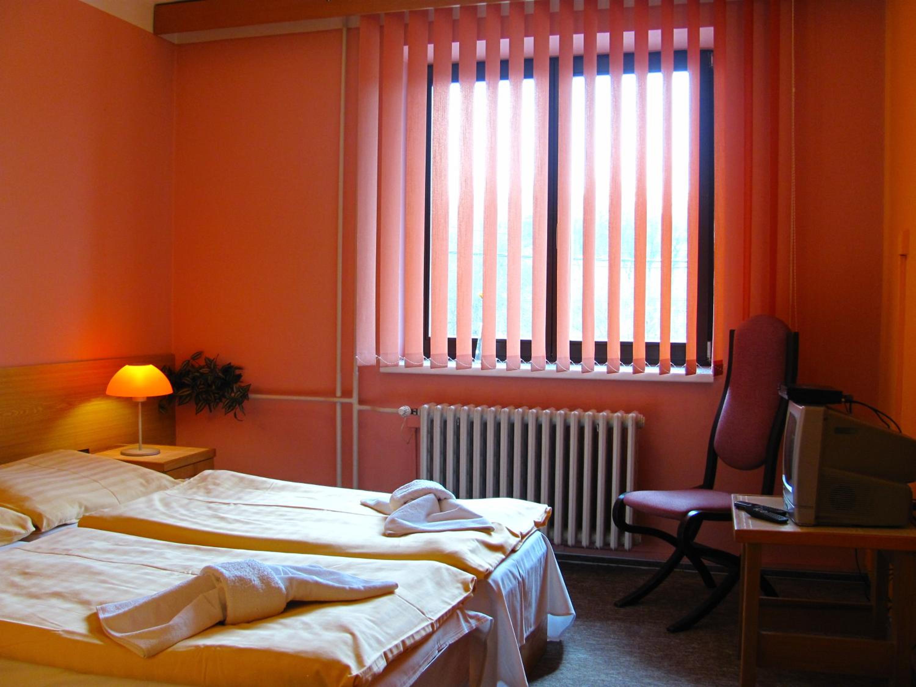 Standard Double or Twin Room photo 1