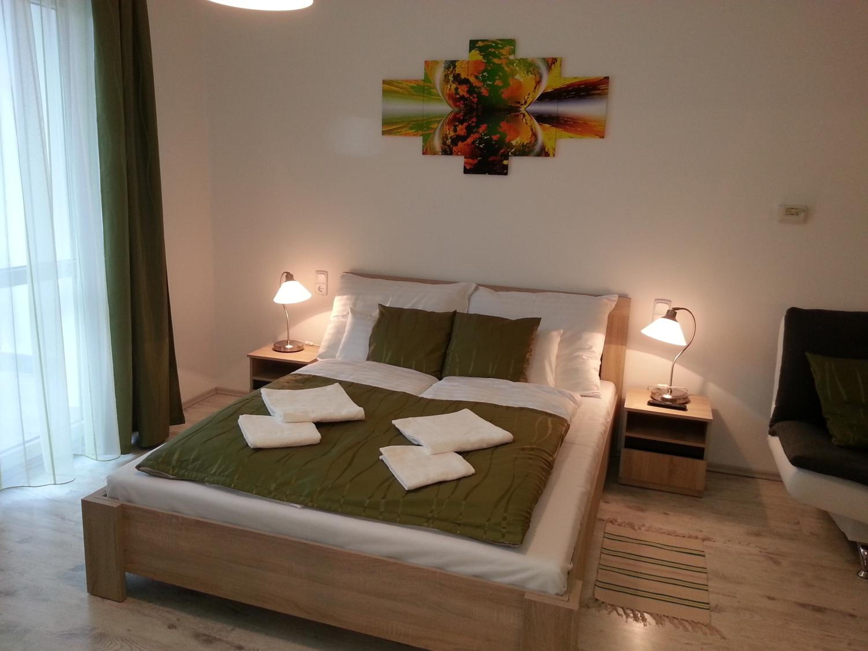 Studio Apartment photo 1