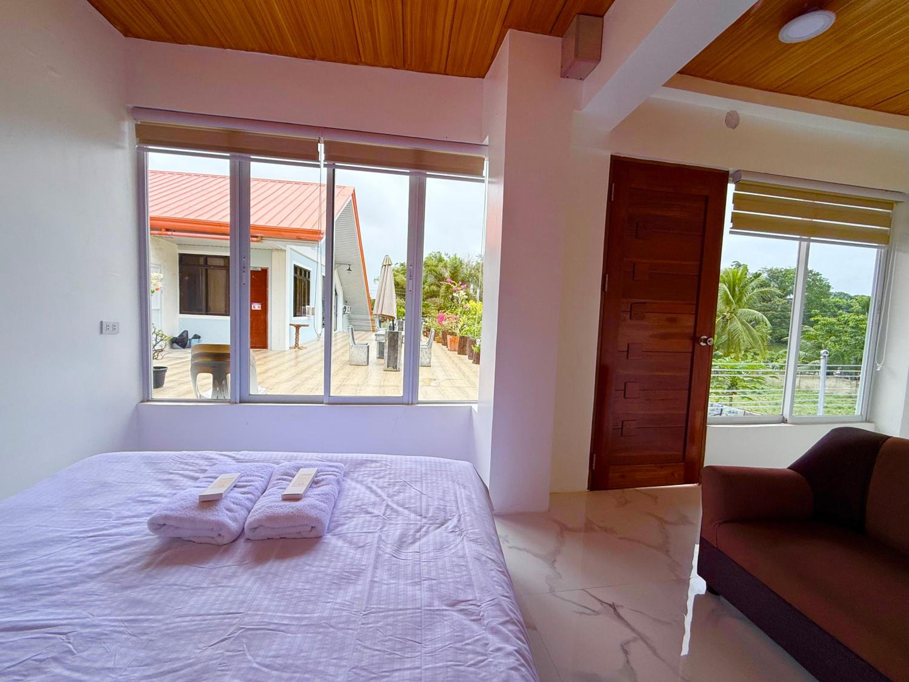 Deluxe Family Room