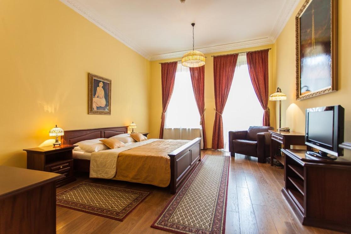 Standard Double Room - Photo 5