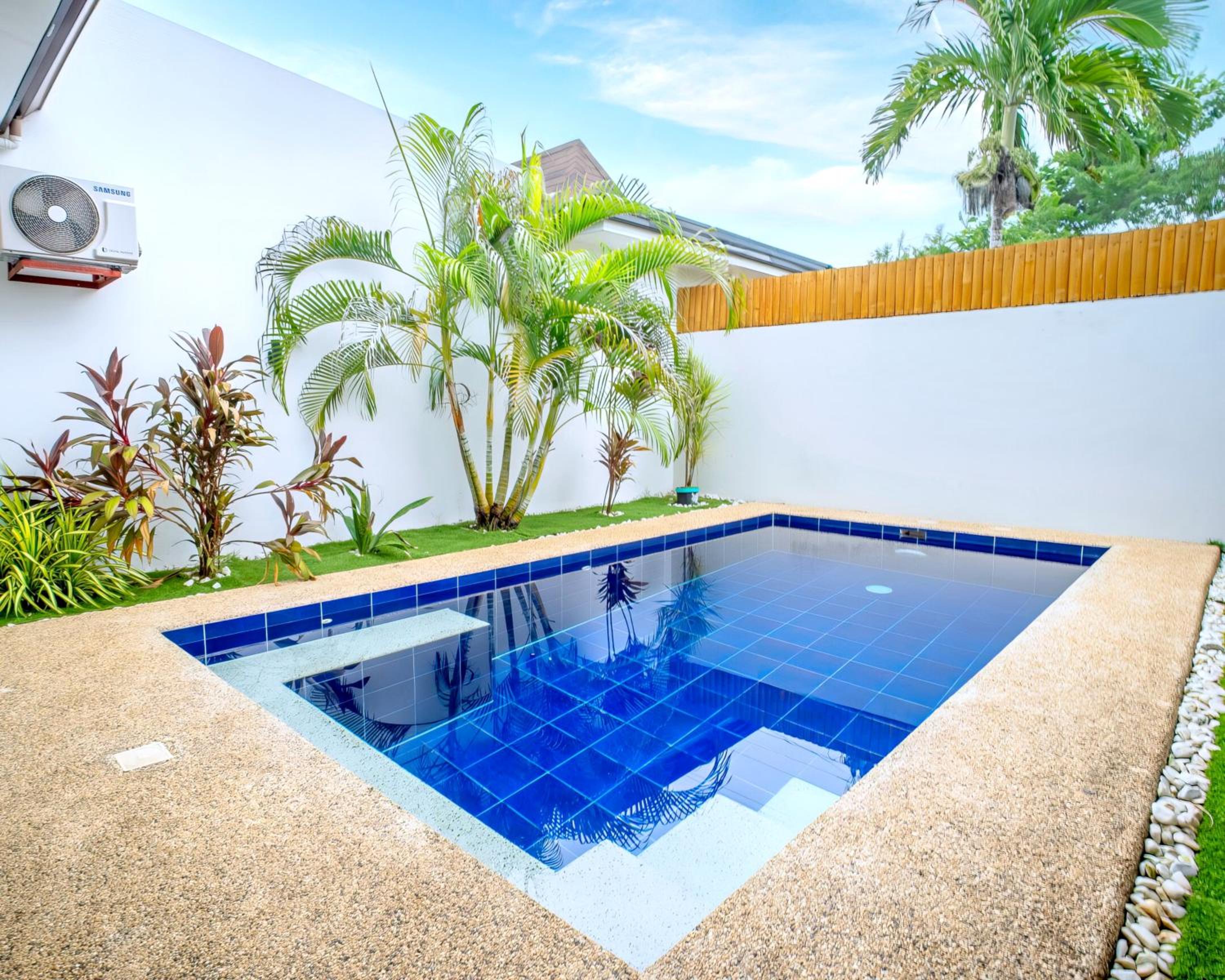 Villa with Private Pool - Photo 19