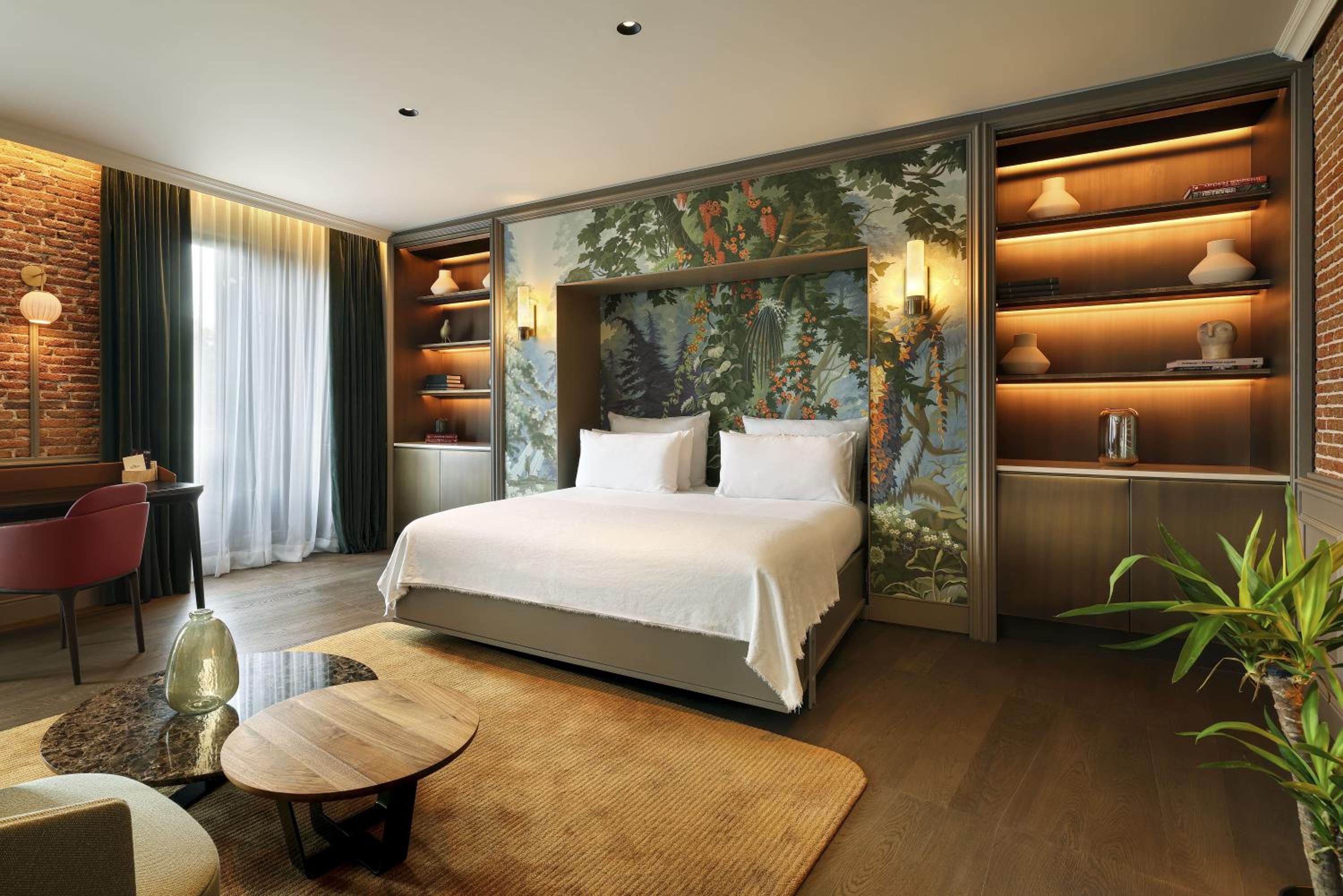 Executive Suite