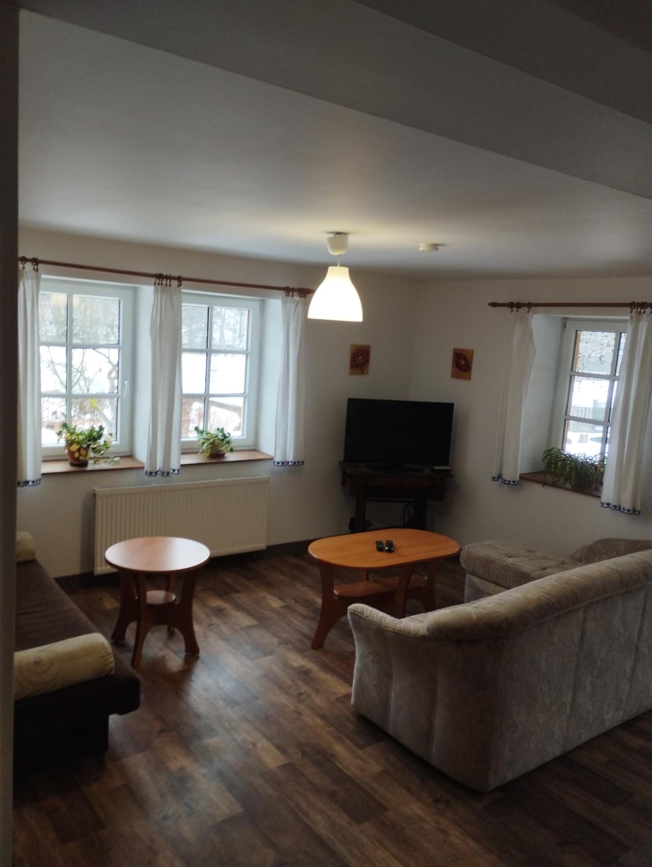 Family Suite with Balcony - Photo 3