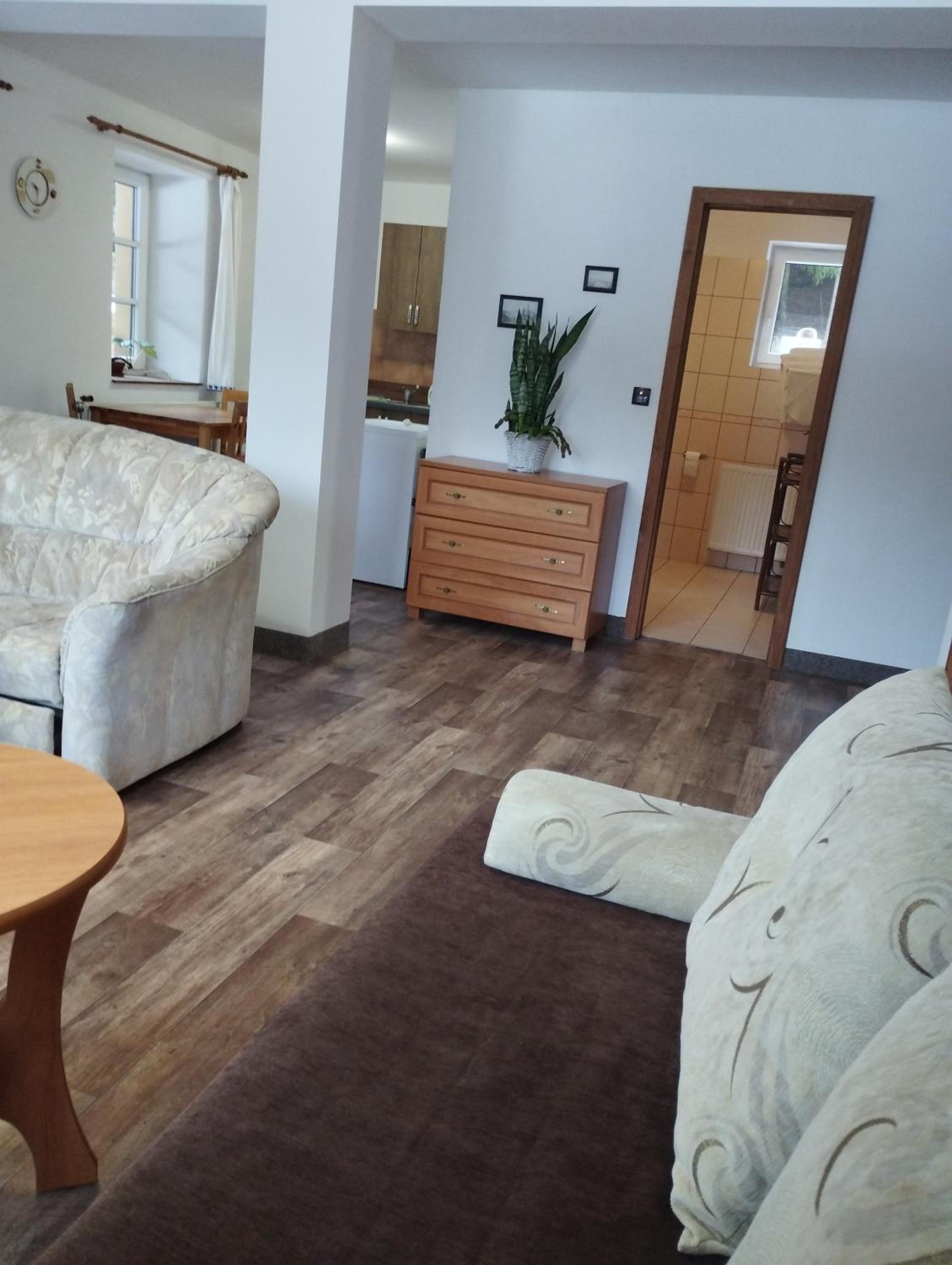 Family Suite with Balcony - Photo 4