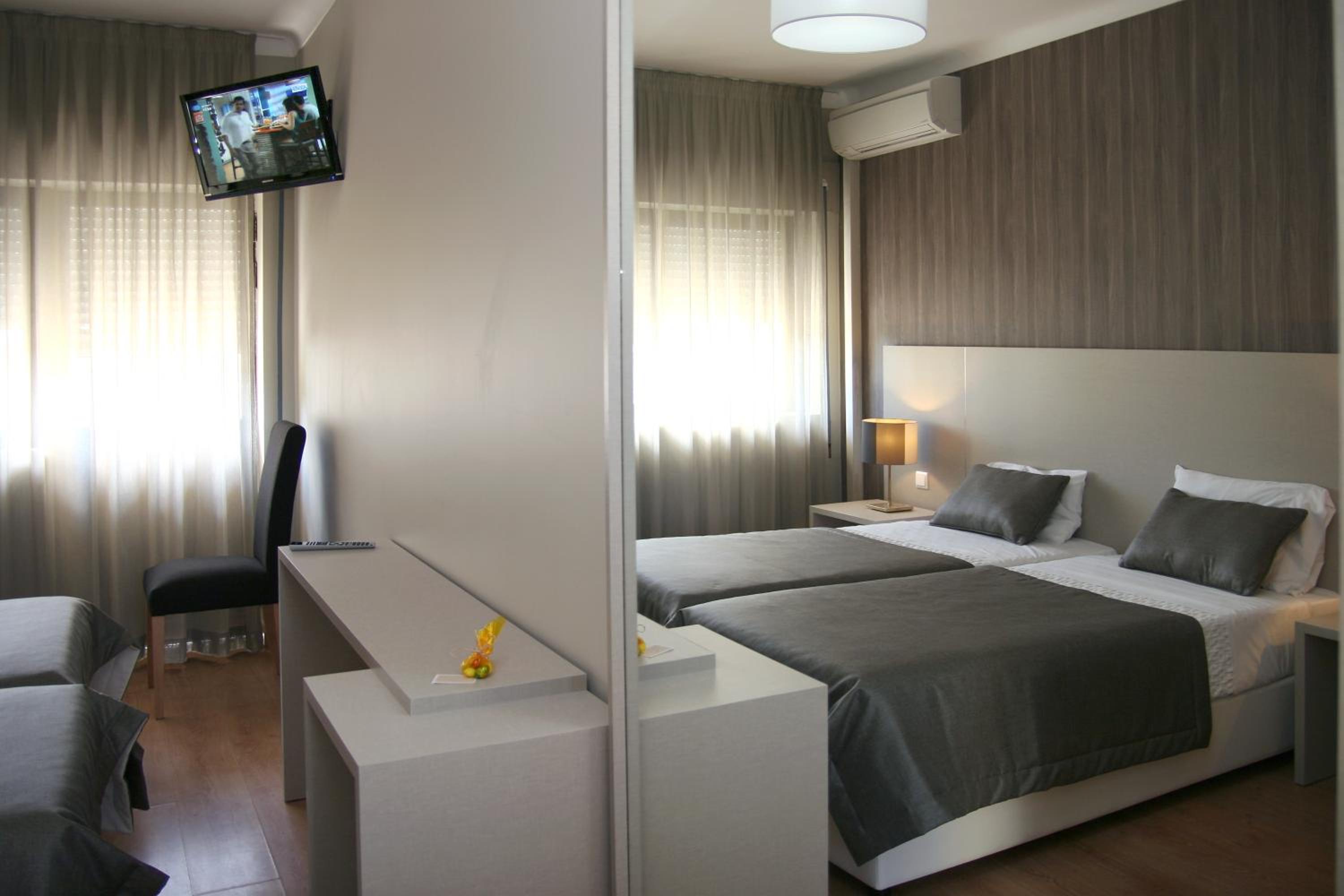 Triple Room - Photo 5