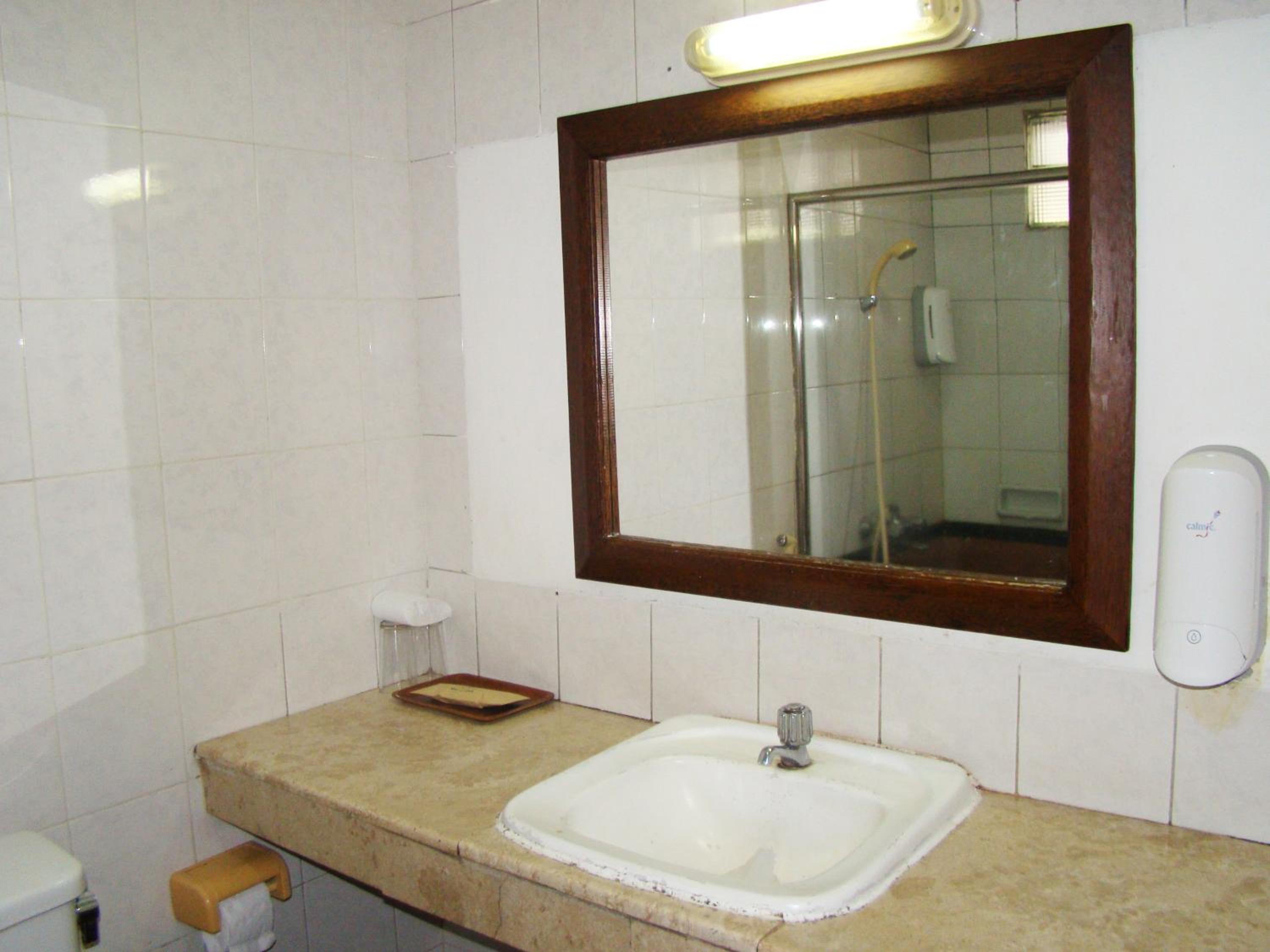 Standard Triple Room - Room Only photo 2