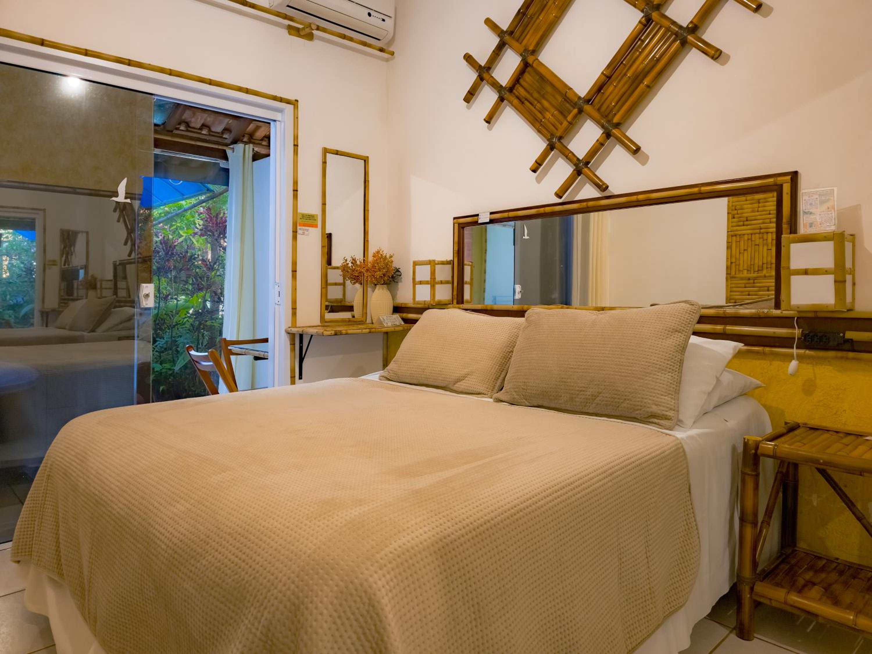 Deluxe Double Room with Bath