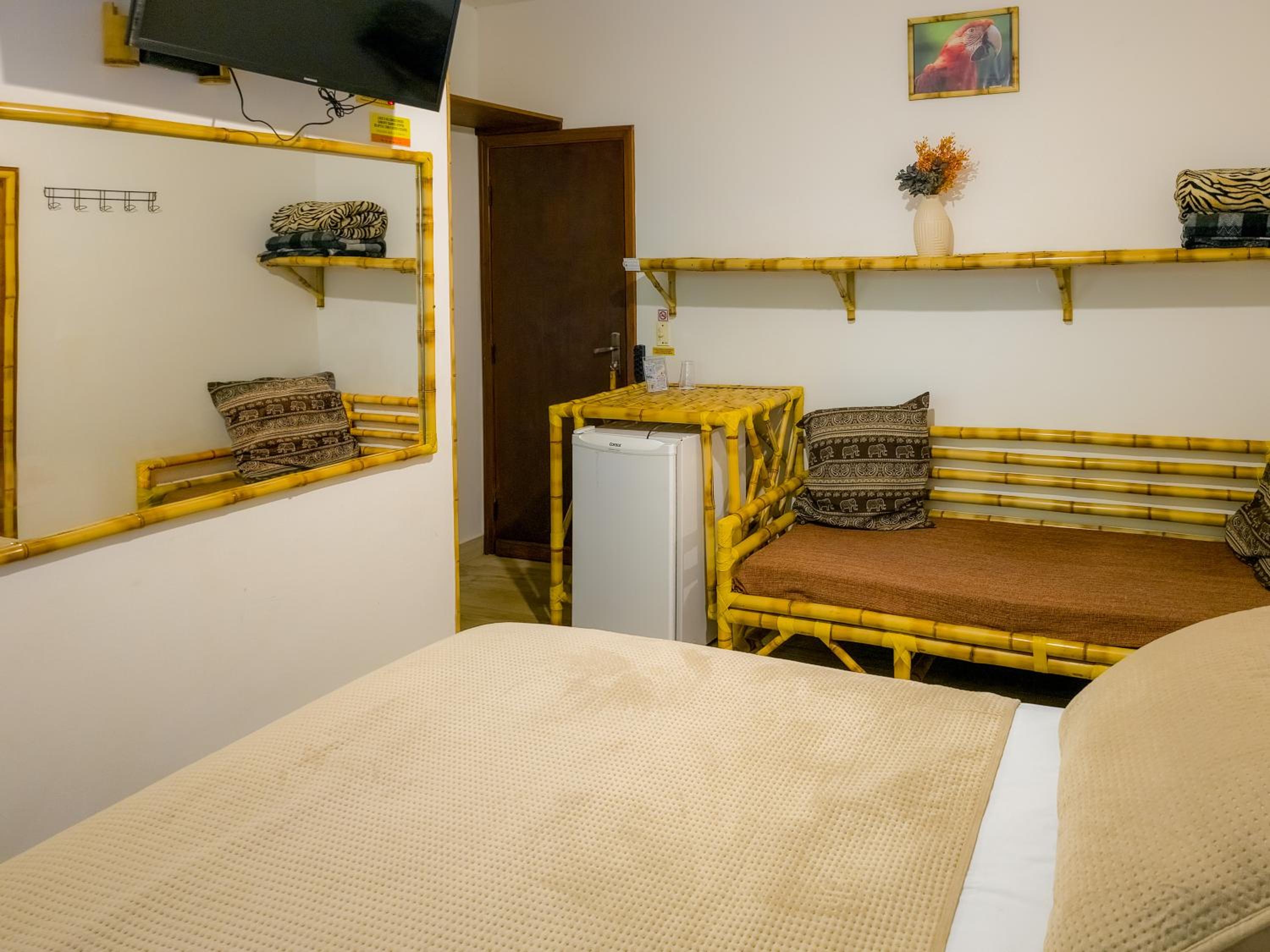 Triple Room with Bath