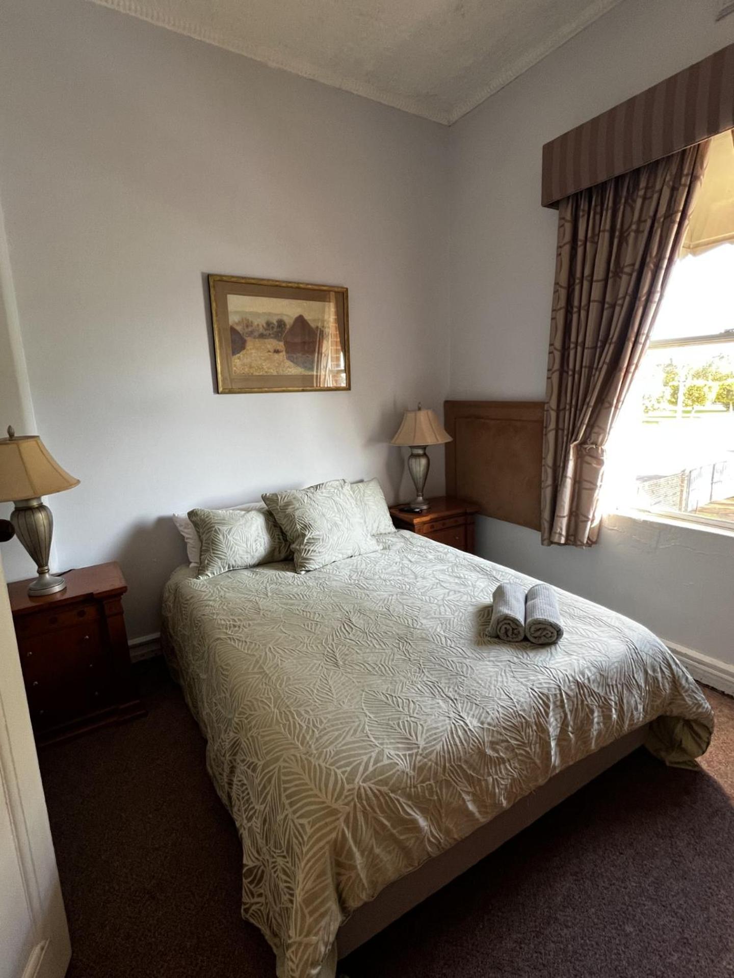 Deluxe Queen Room photo 3