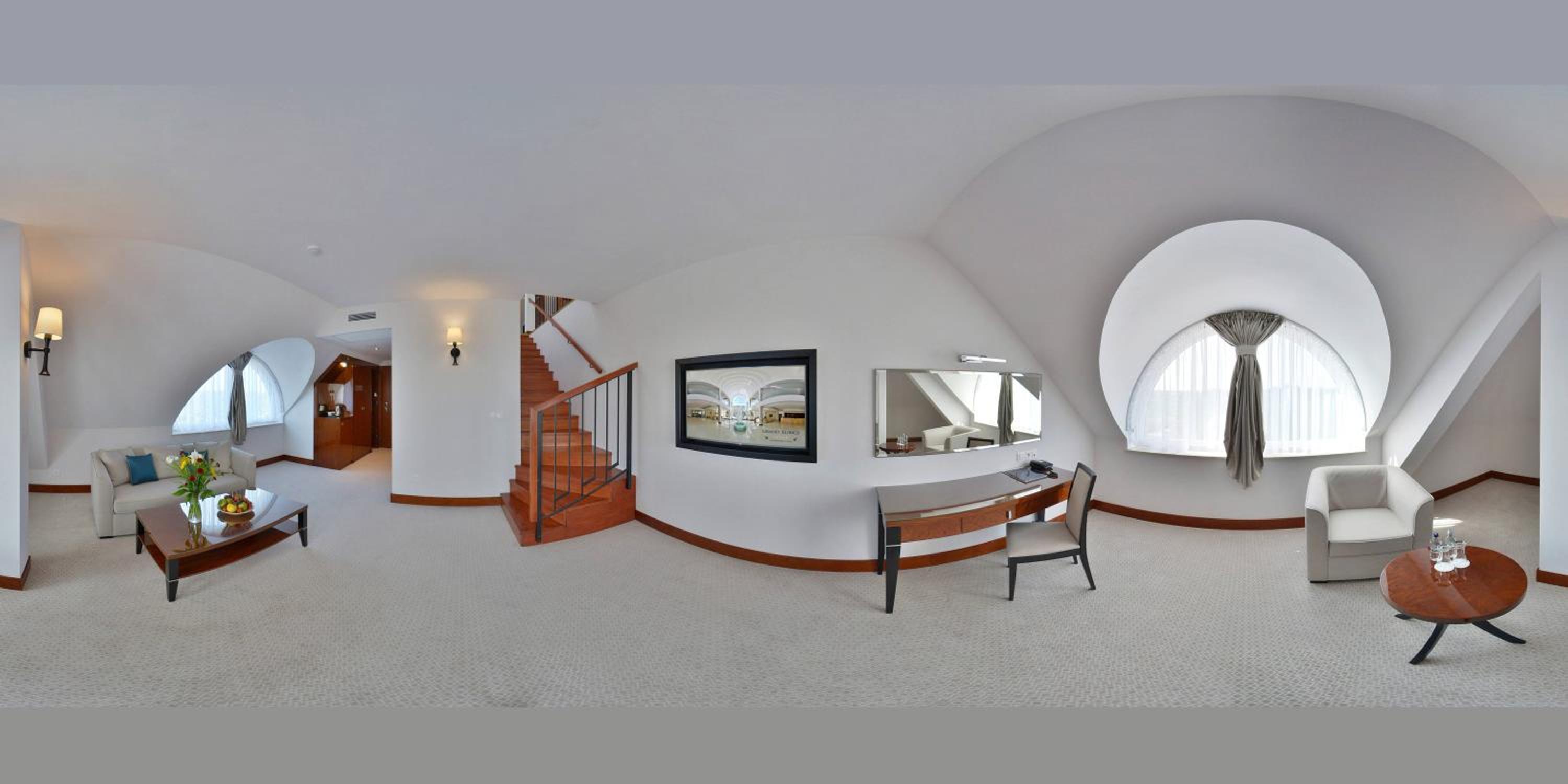 Two-Bedroom Duplex Apartment photo 2
