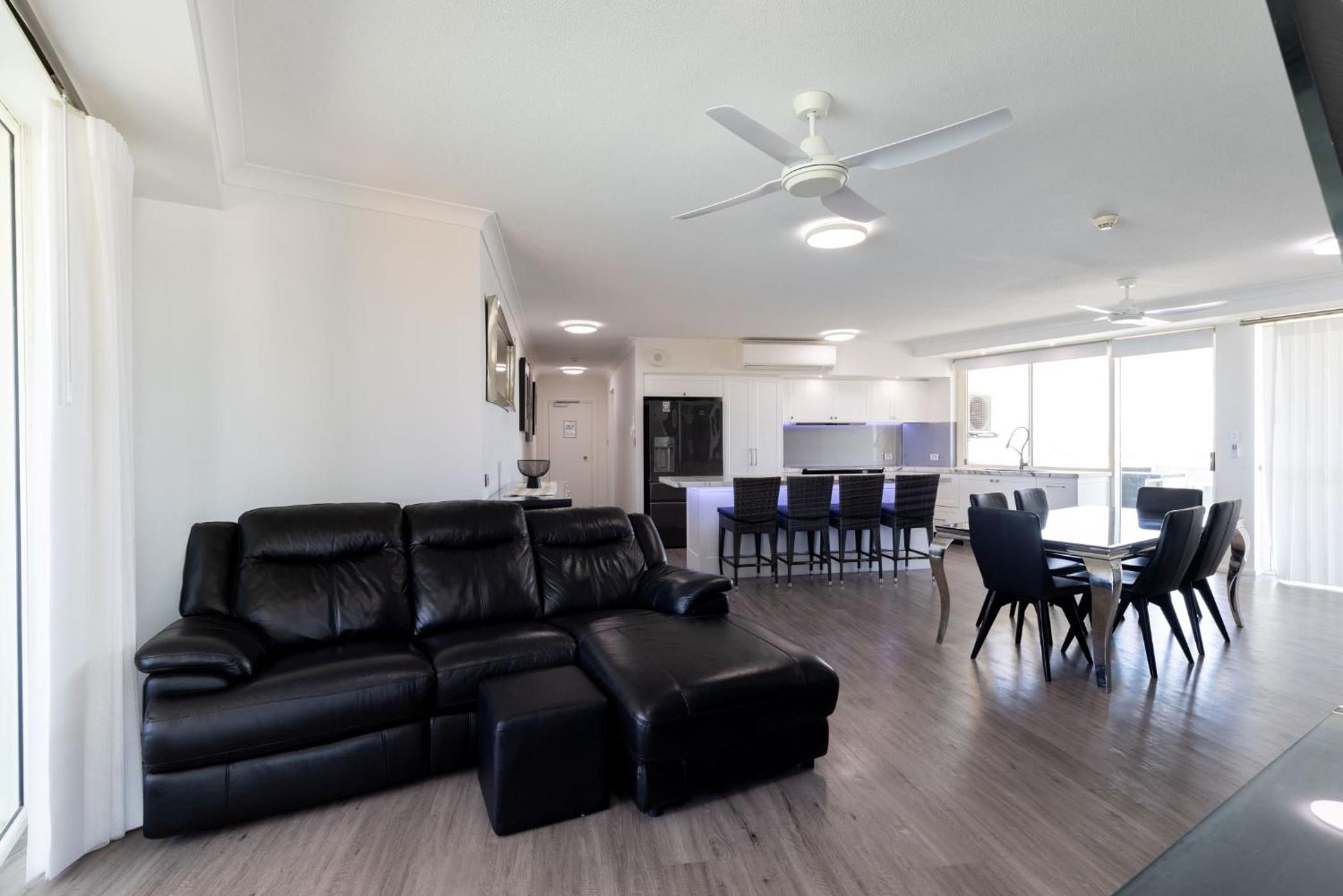 Apartment photo 3