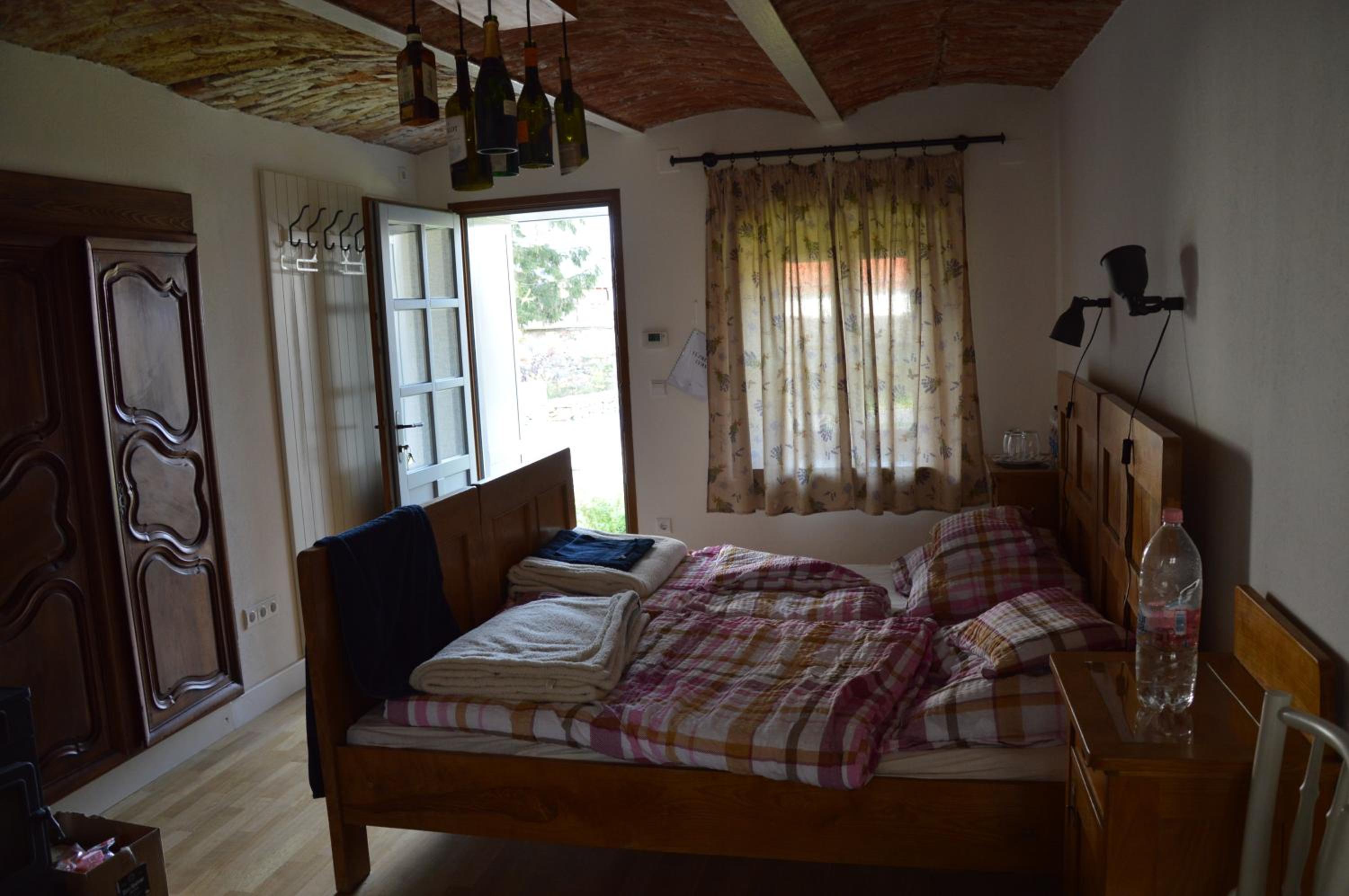 Triple Room - Photo 9