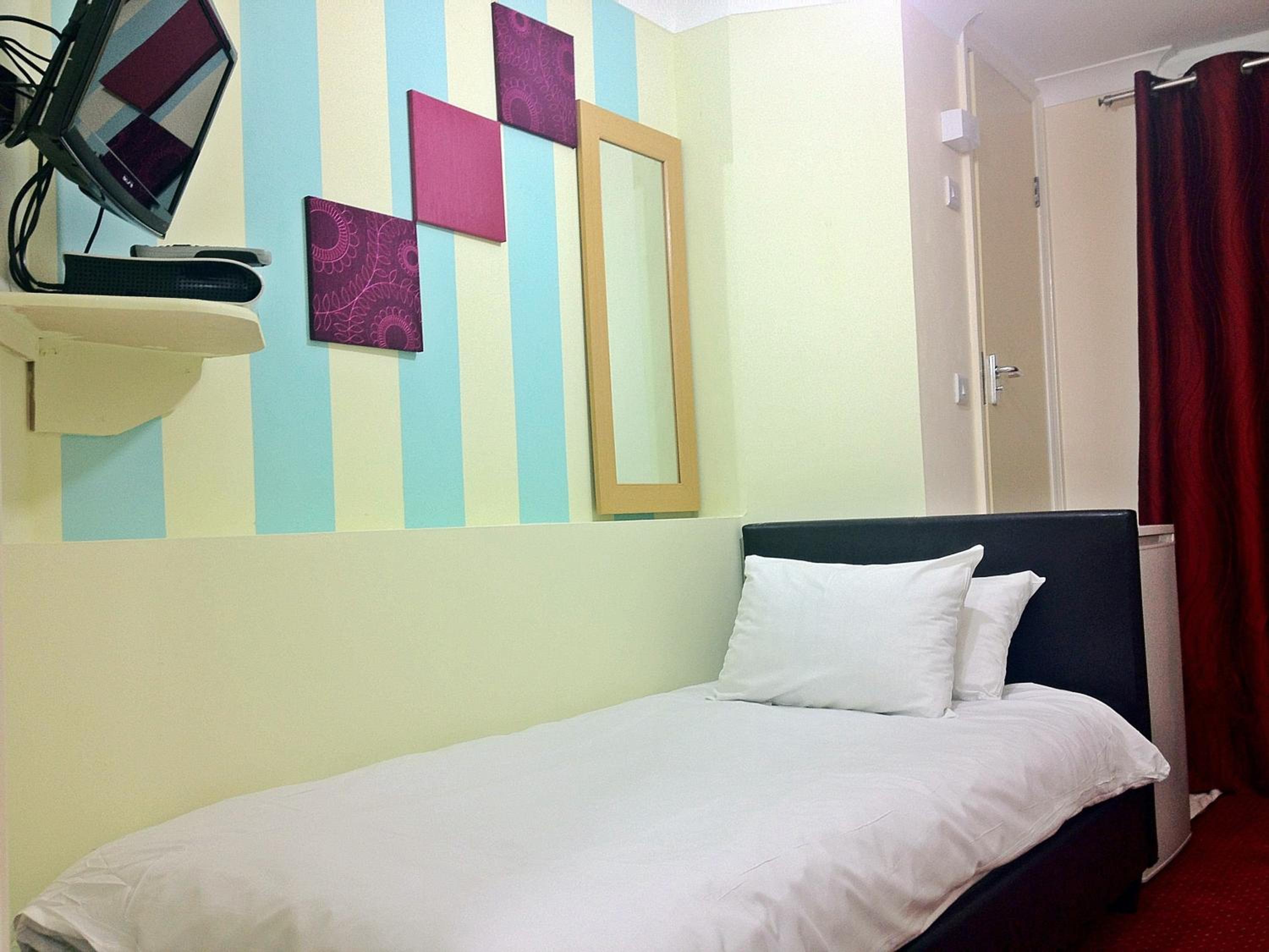 Standard Single Room photo 2