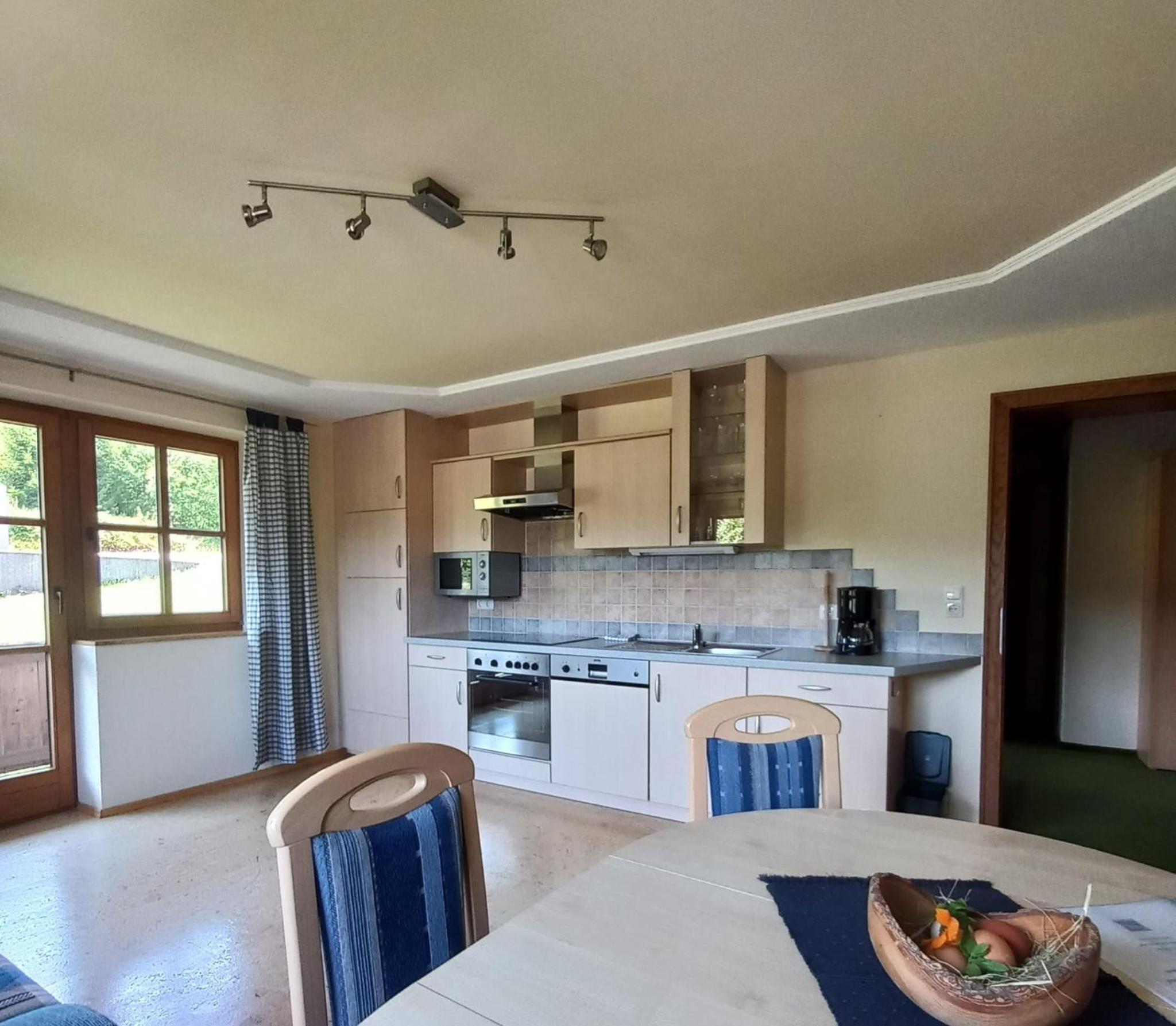 Two-Bedroom Apartment with Balcony photo 2