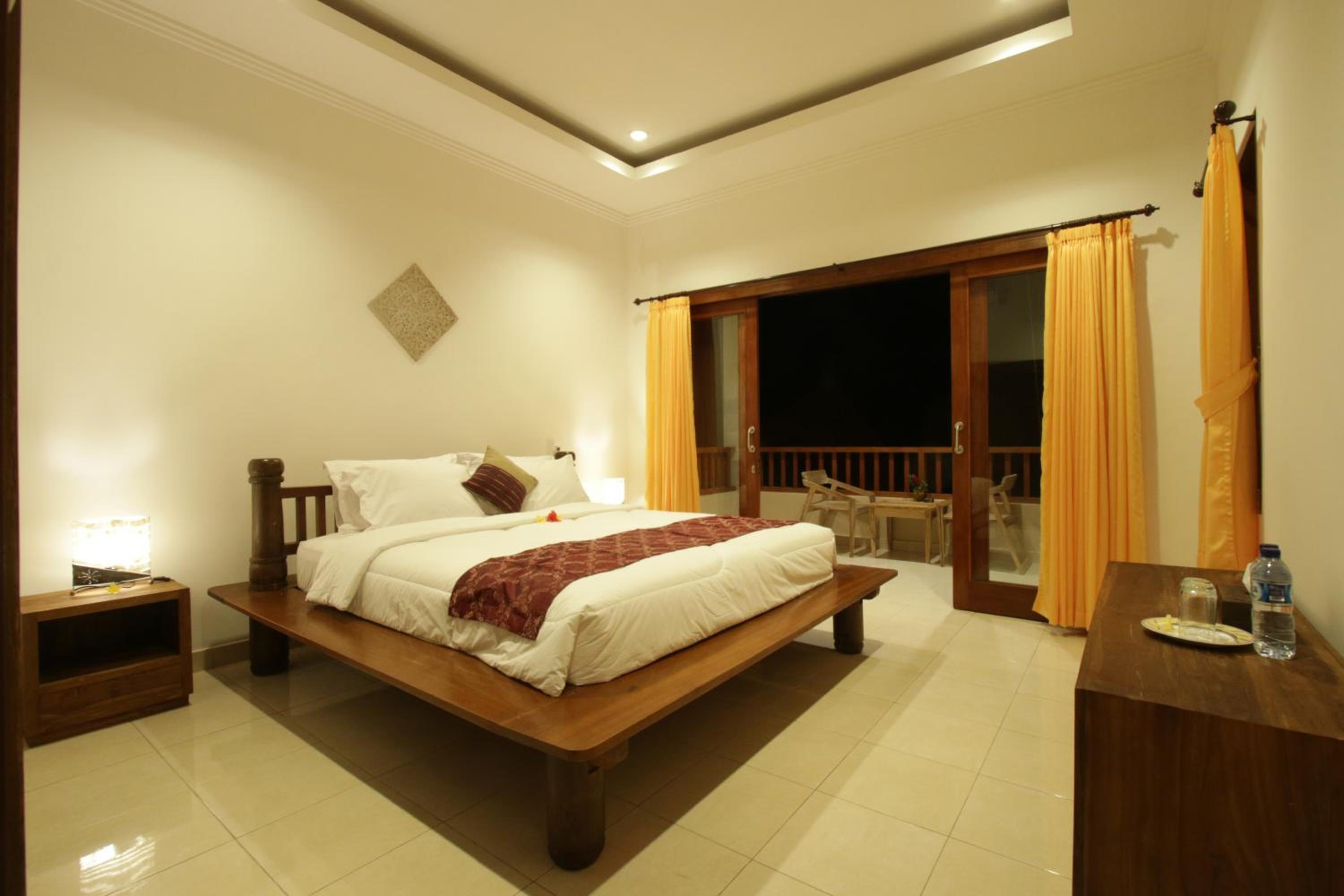 Deluxe Room - Photo 6