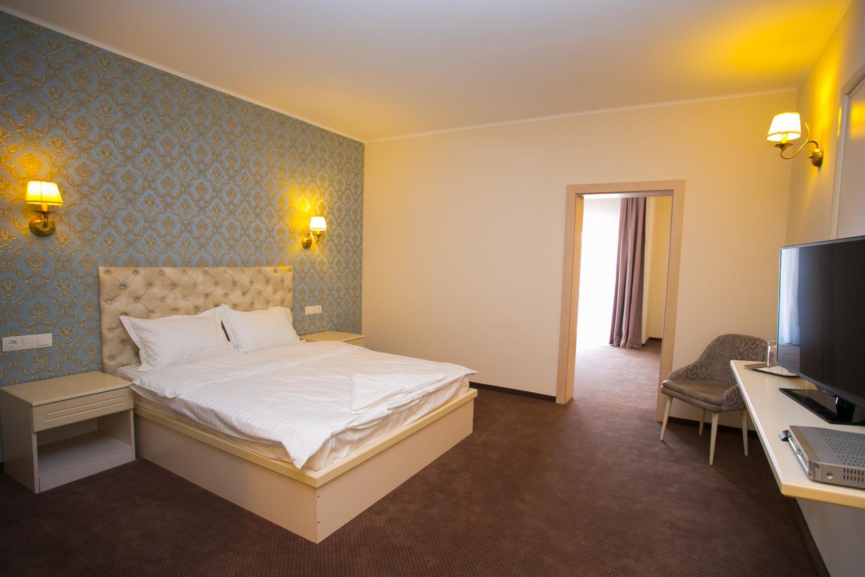 One-Bedroom Suite
