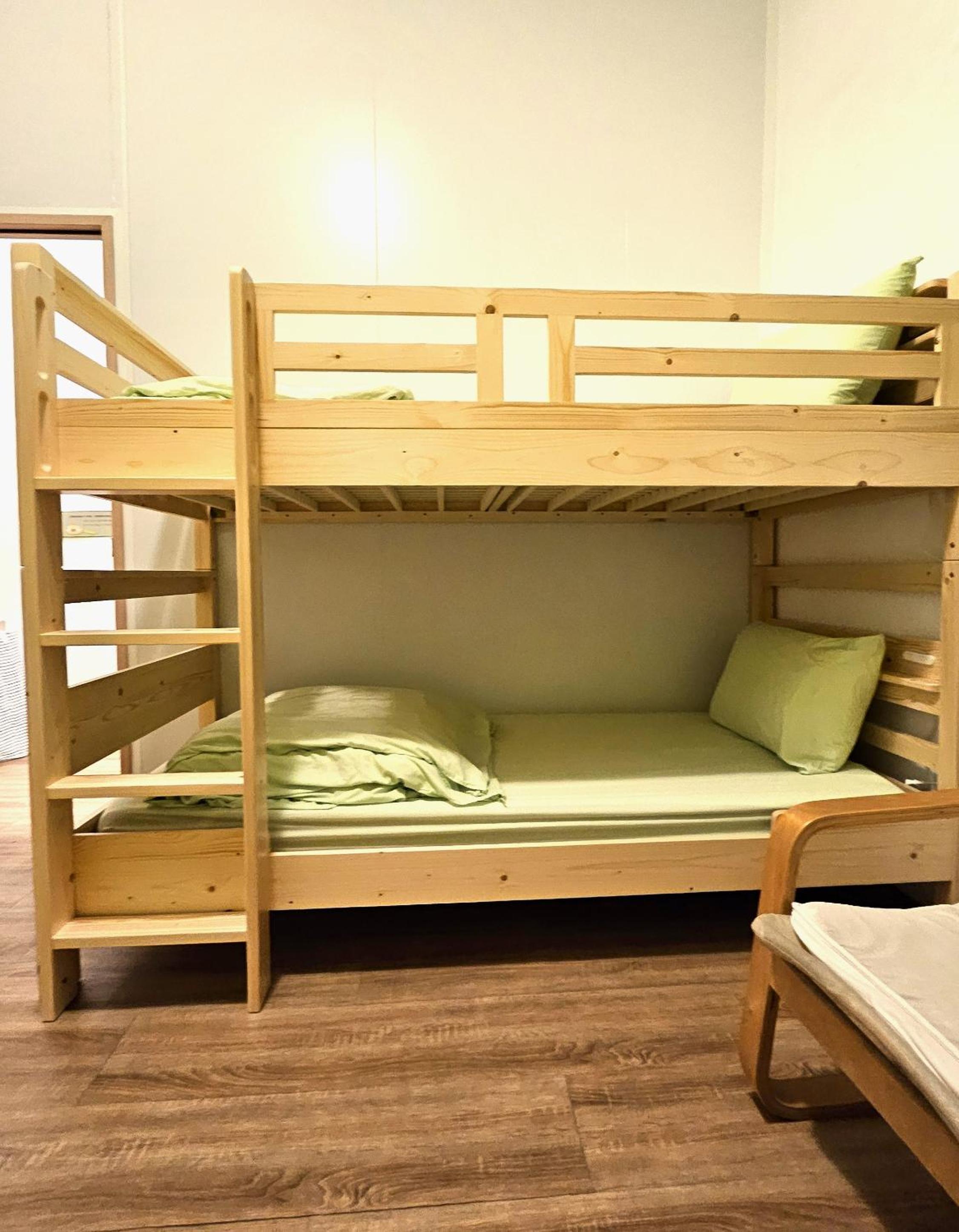 Quadruple Room (Female Only) photo 2