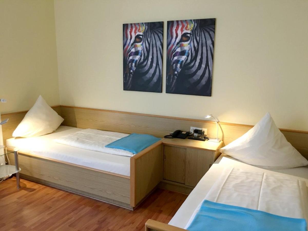 Double Room - Photo 5