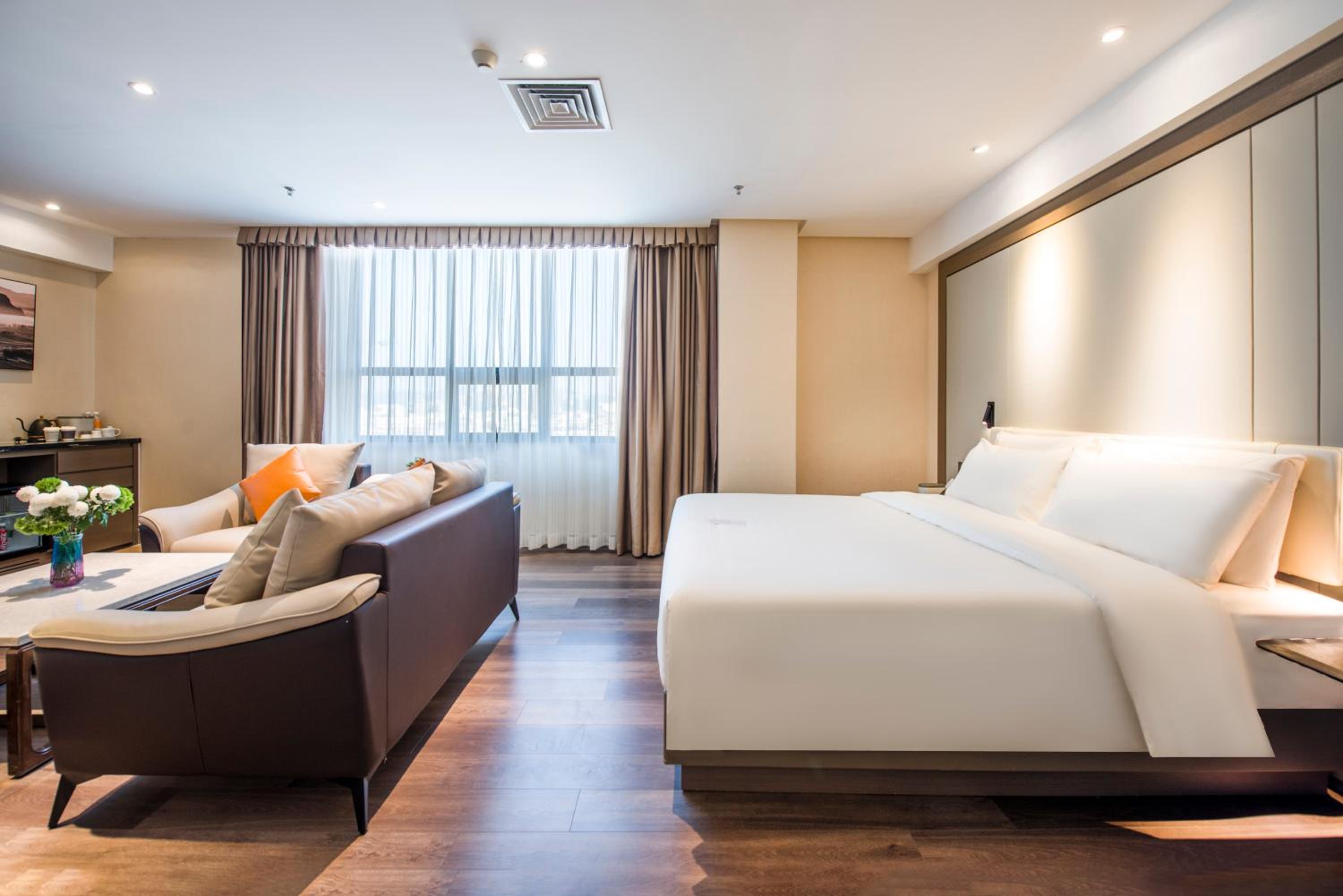 Jimu Double Room with City View photo 2