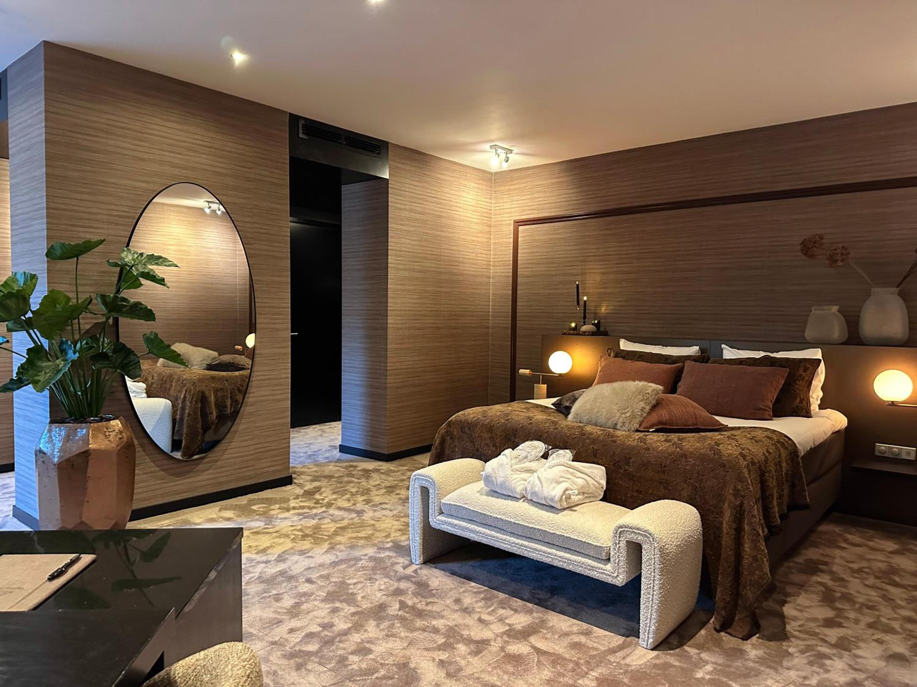 Suite with Sauna