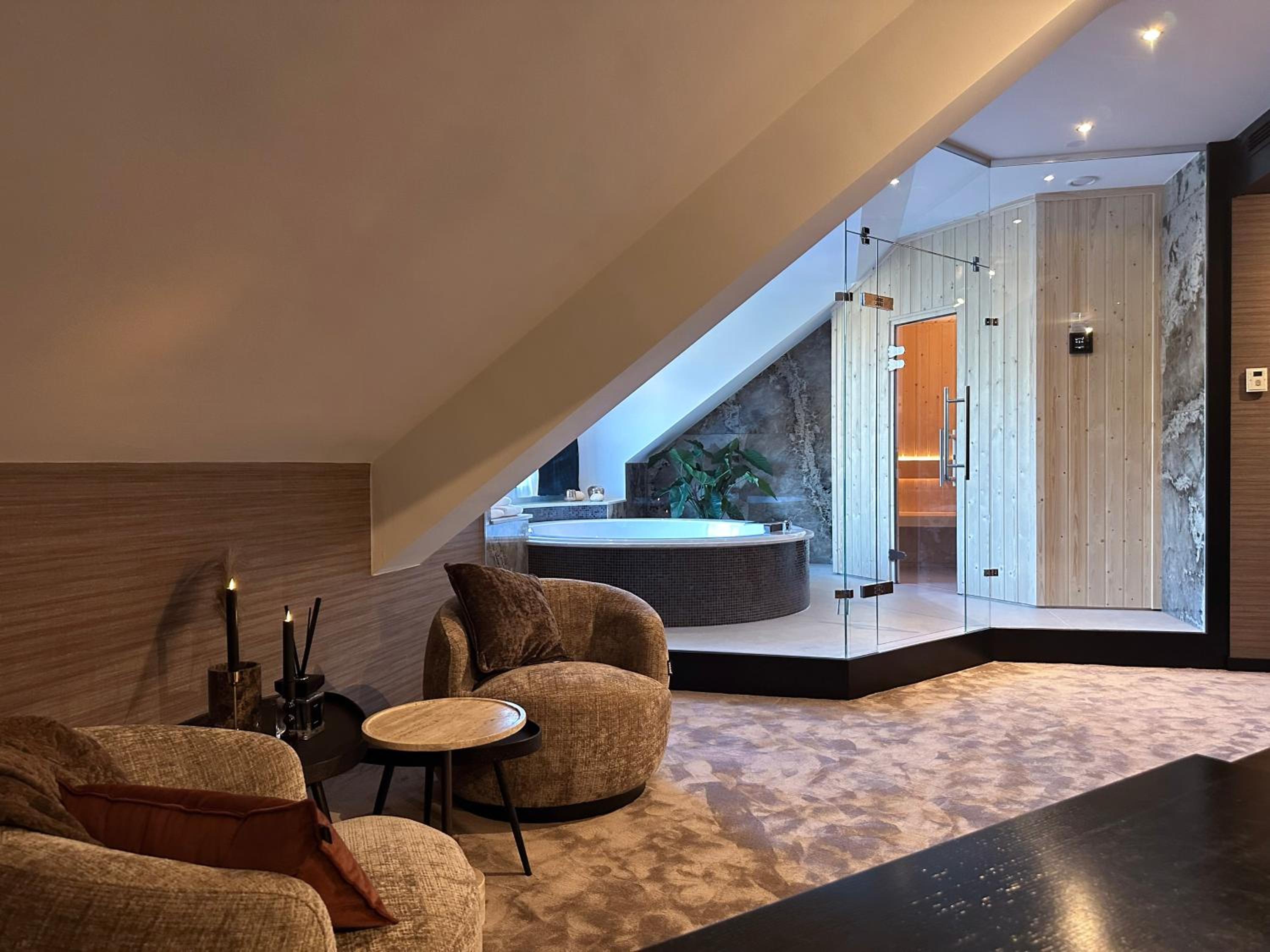Suite with Sauna photo 1