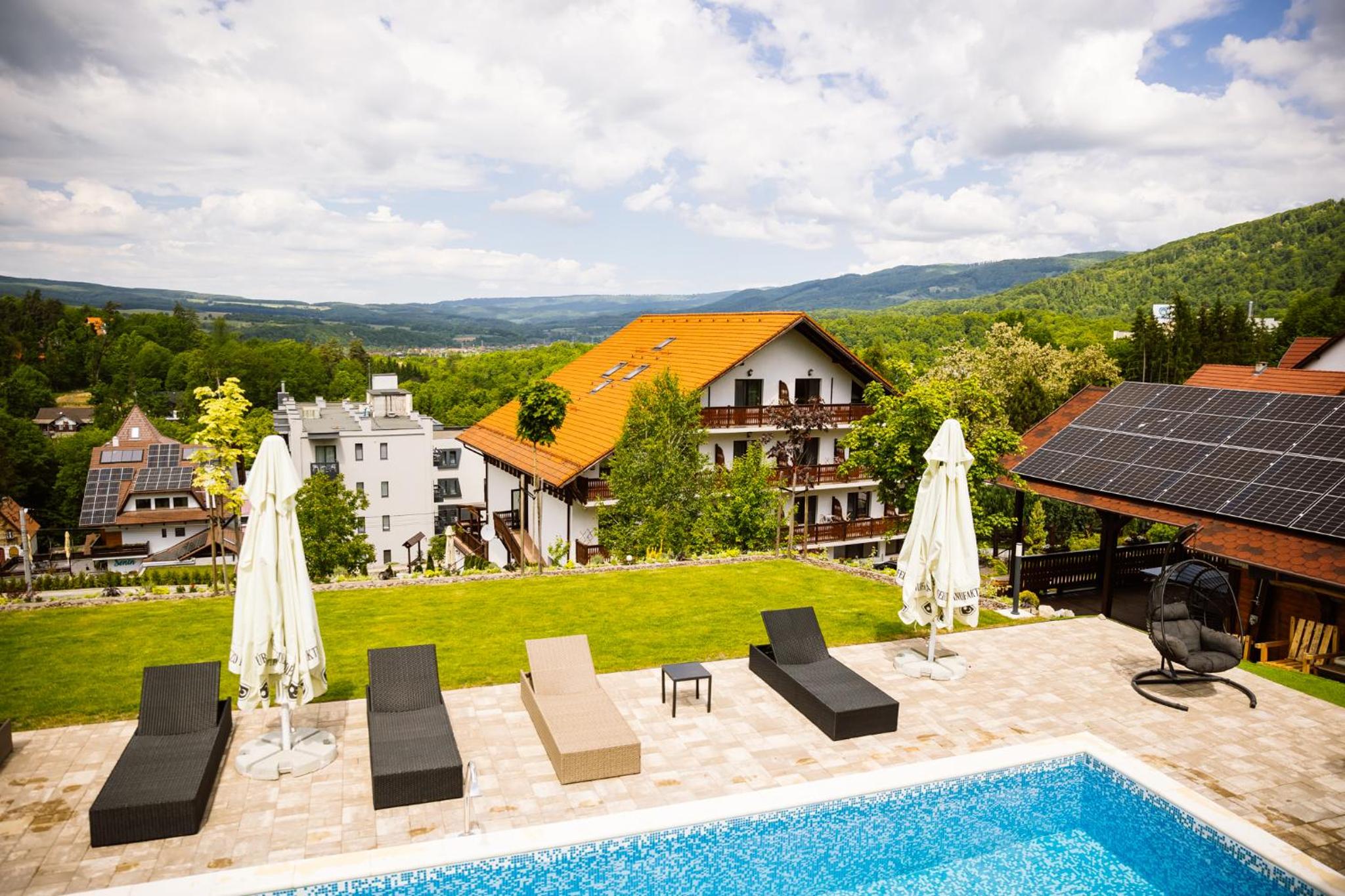 Suite with Pool View photo 2