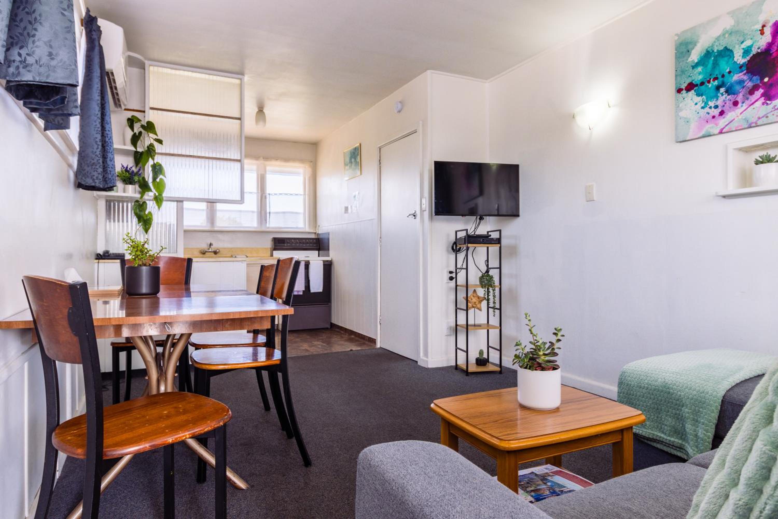 Two-Bedroom Apartment with Balcony - Photo 8