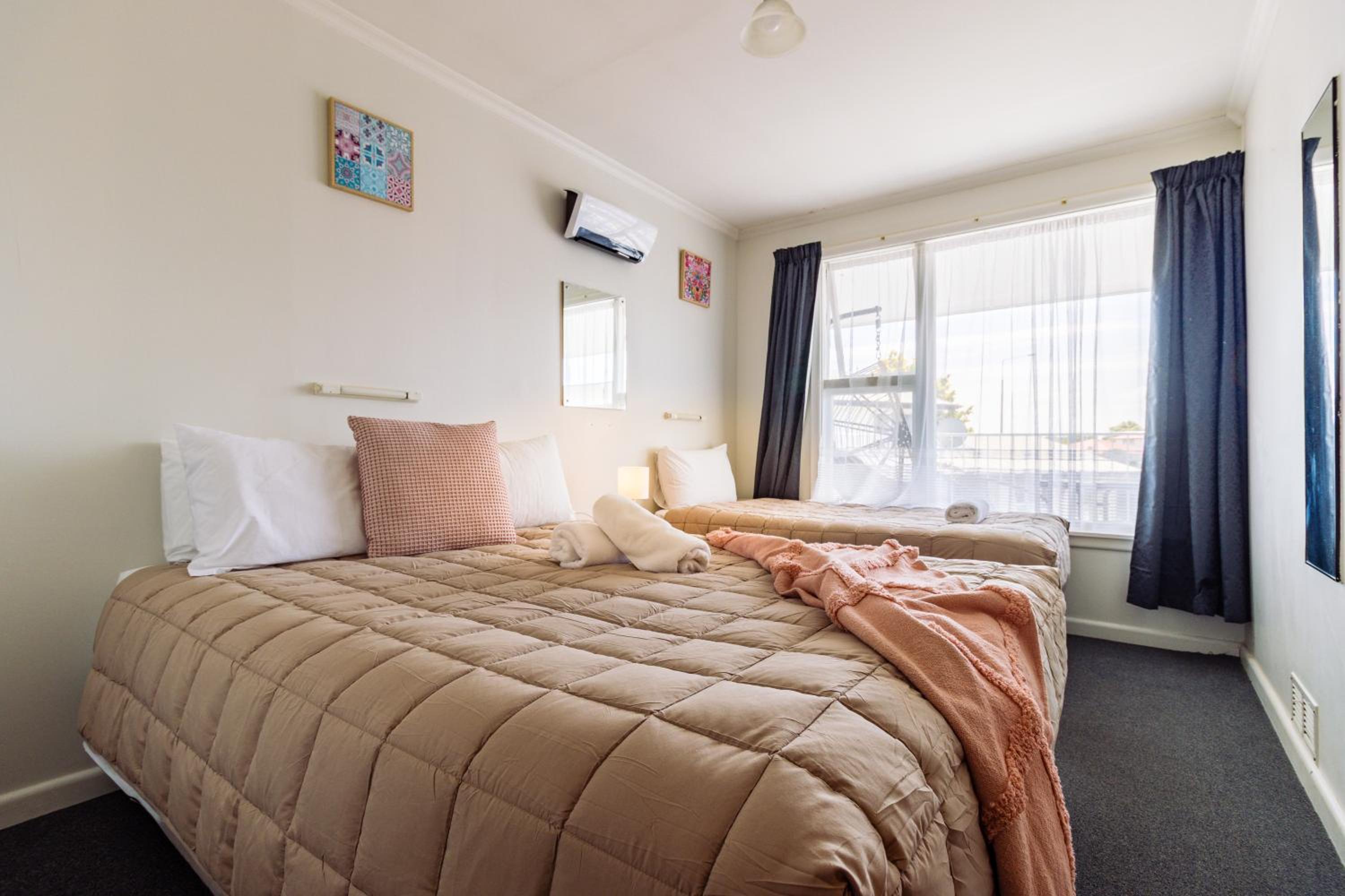 Two-Bedroom Apartment with Balcony - Photo 15