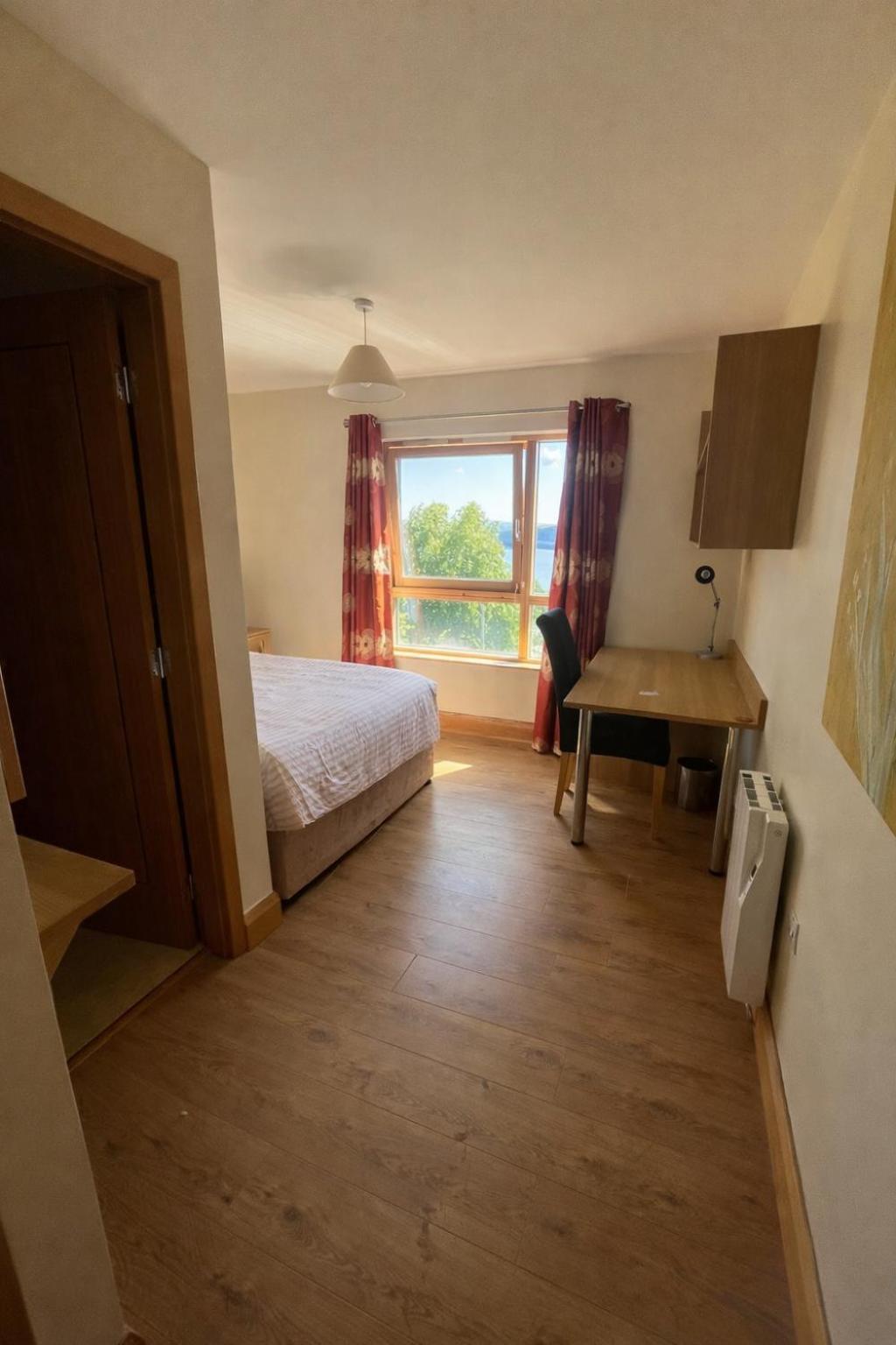 Three-Bedroom Apartment with Lake View