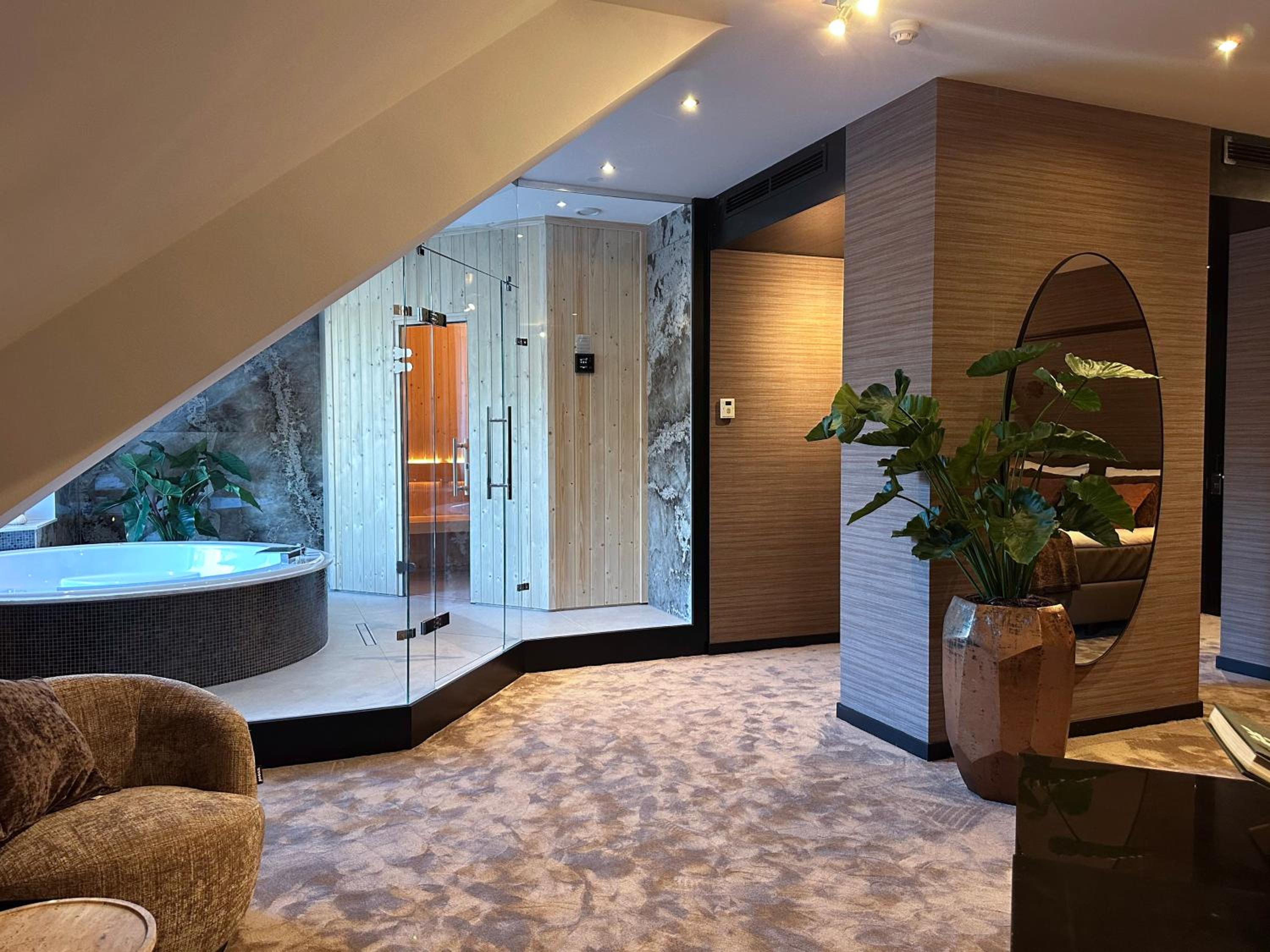 Suite with Sauna photo 3