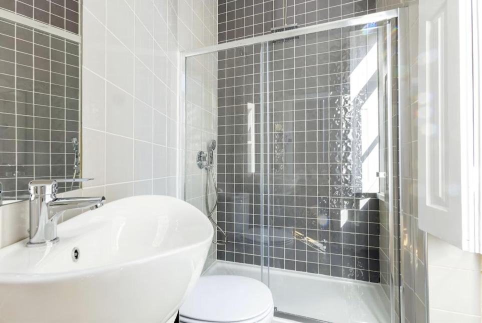 Suite photo 1