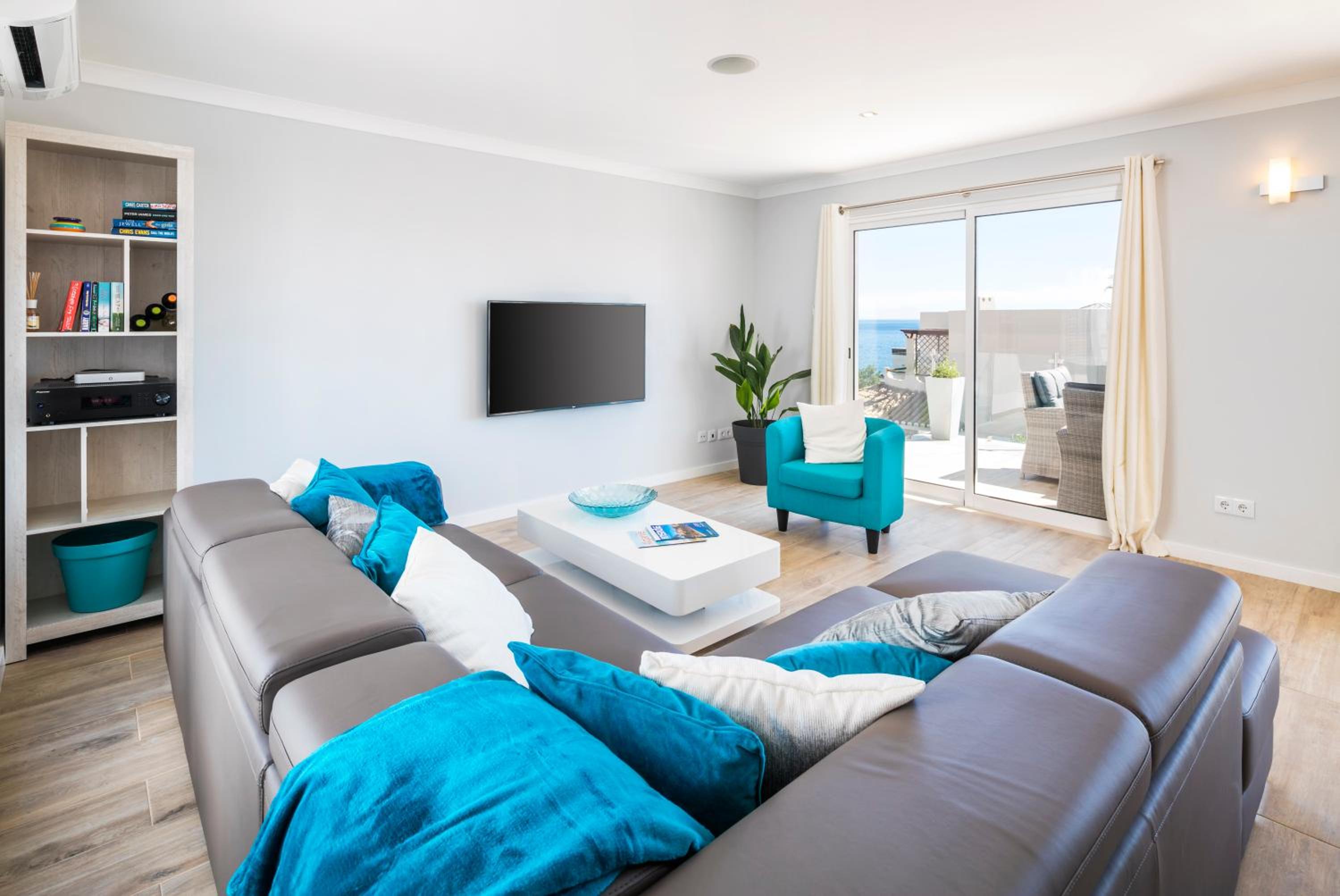 Penthouse Apartment photo 1