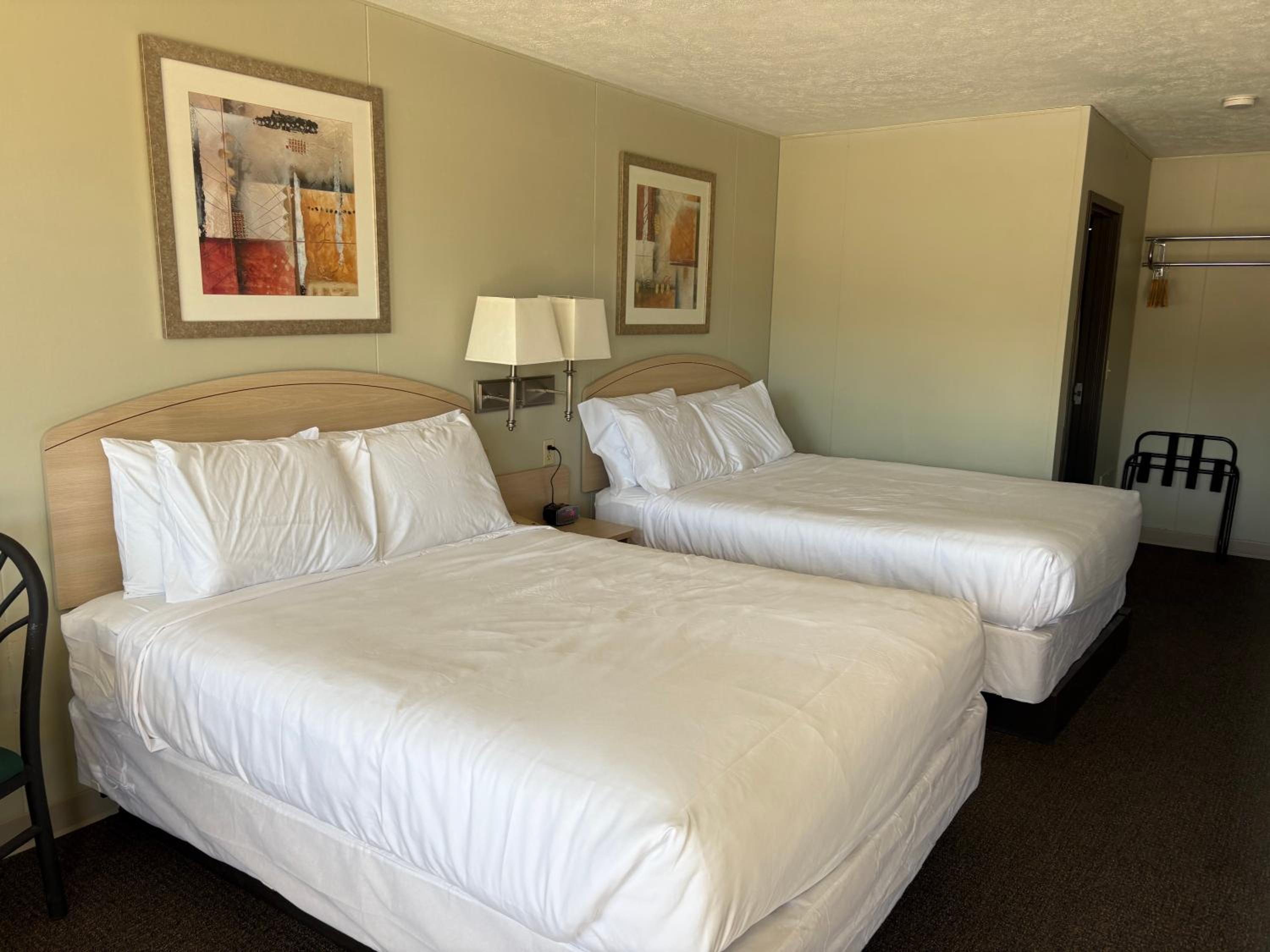 Boarders East (Satellite Location) Room, 2 Queen Beds, Non Smoking photo 2
