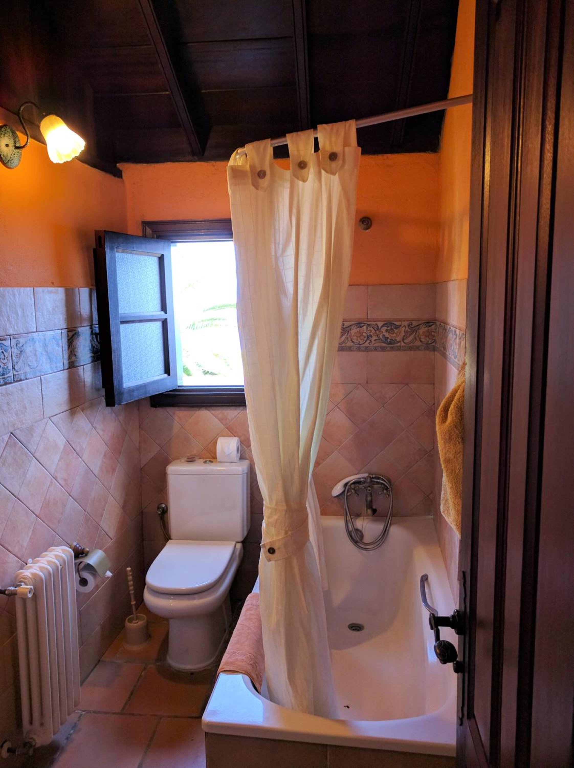 One-Bedroom Villa with Sea View thumbnail 5