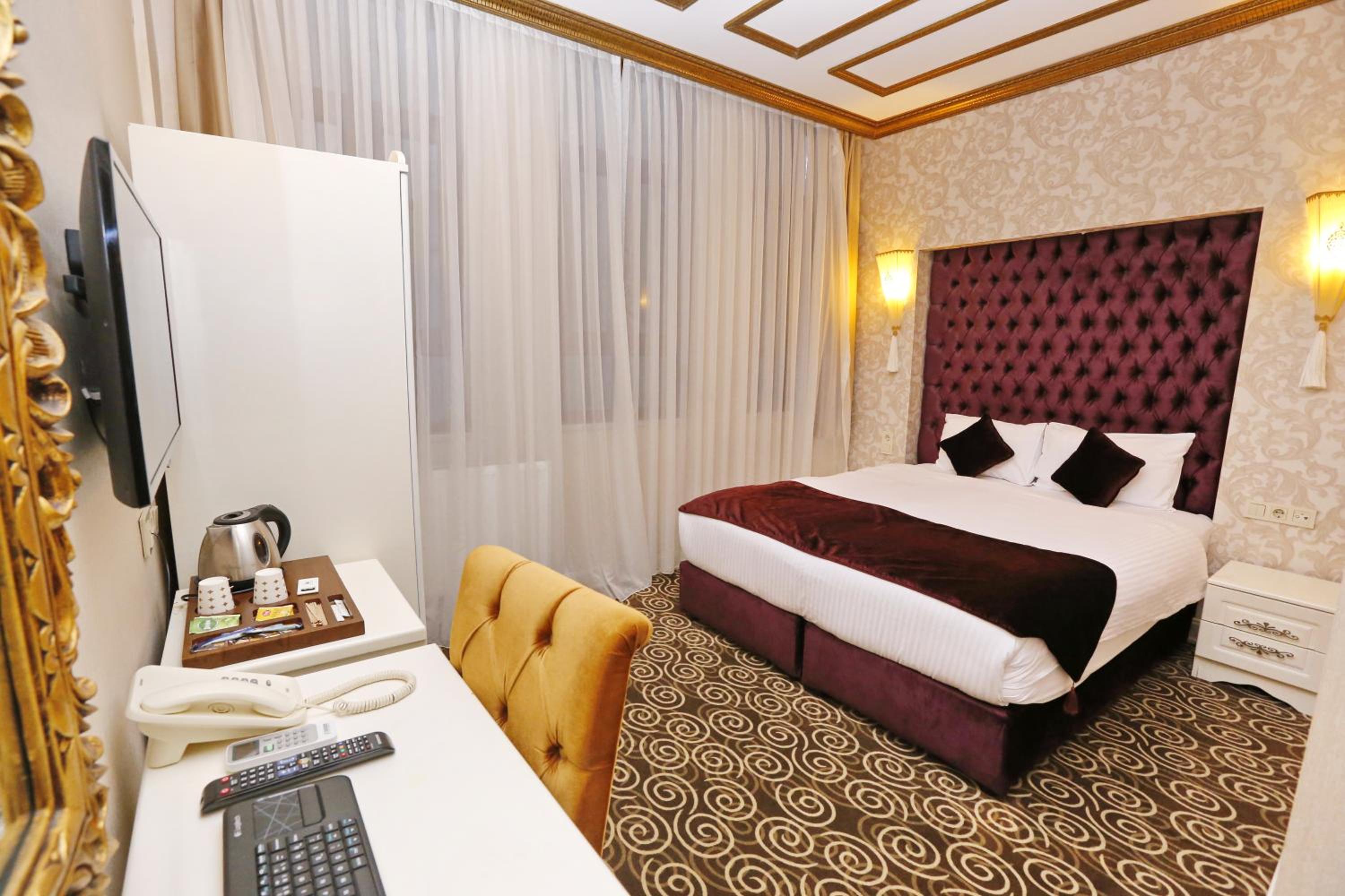 Superior Double or Twin Room photo 1