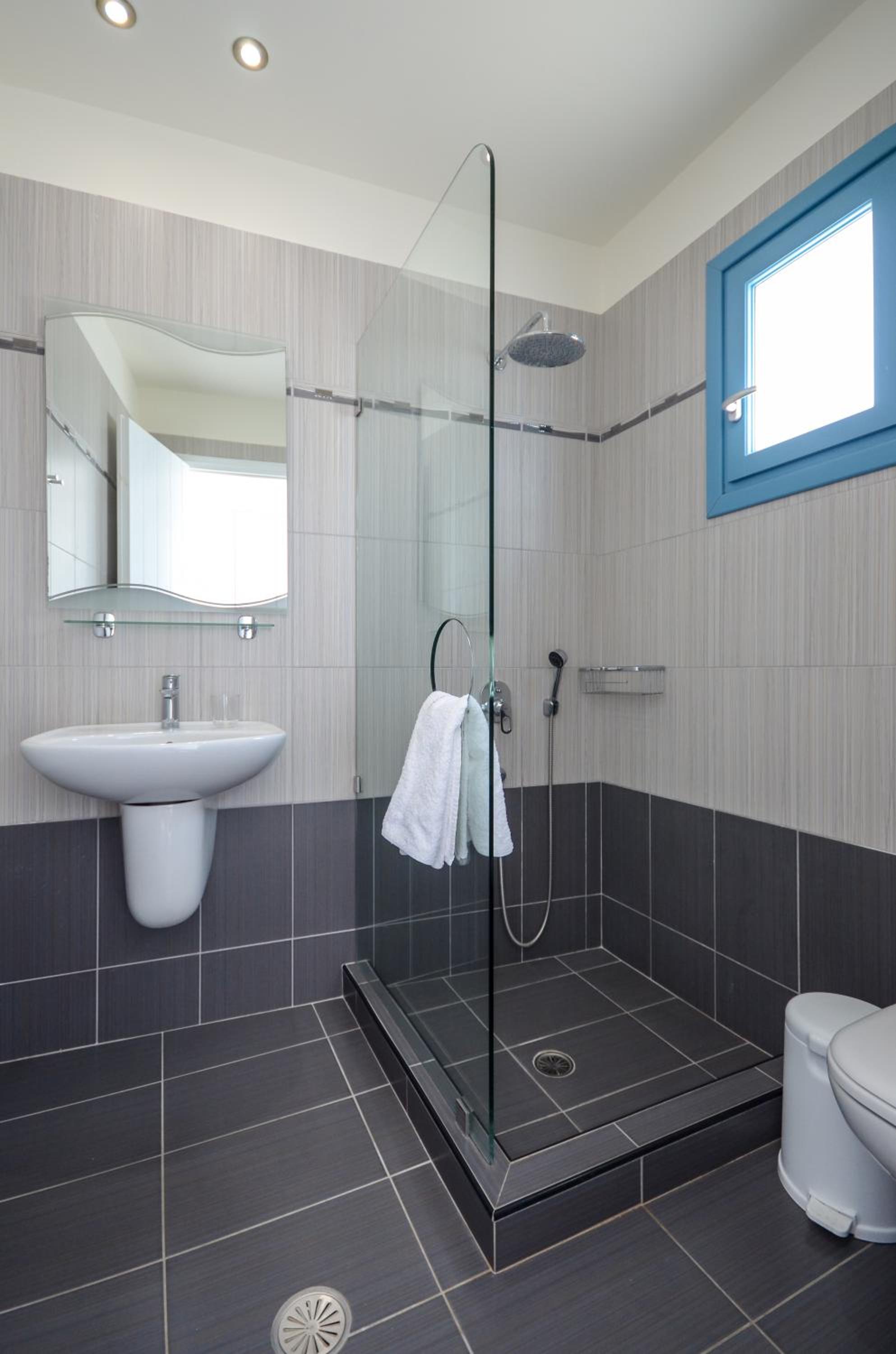 Double or Twin Room photo 2