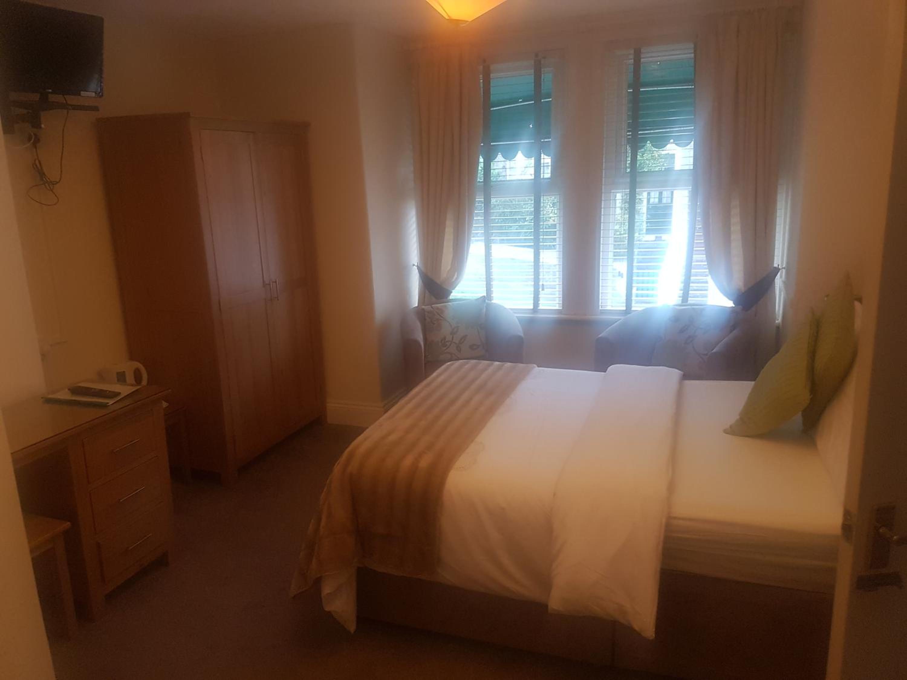 Family Room (2 Adults + 2 Children) - Room 7