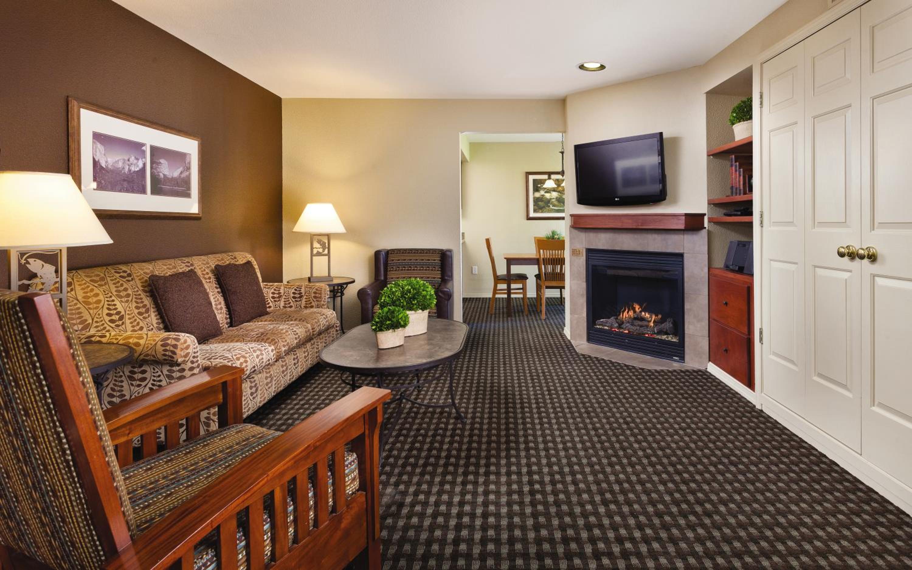 Two-Bedroom Suite photo 1