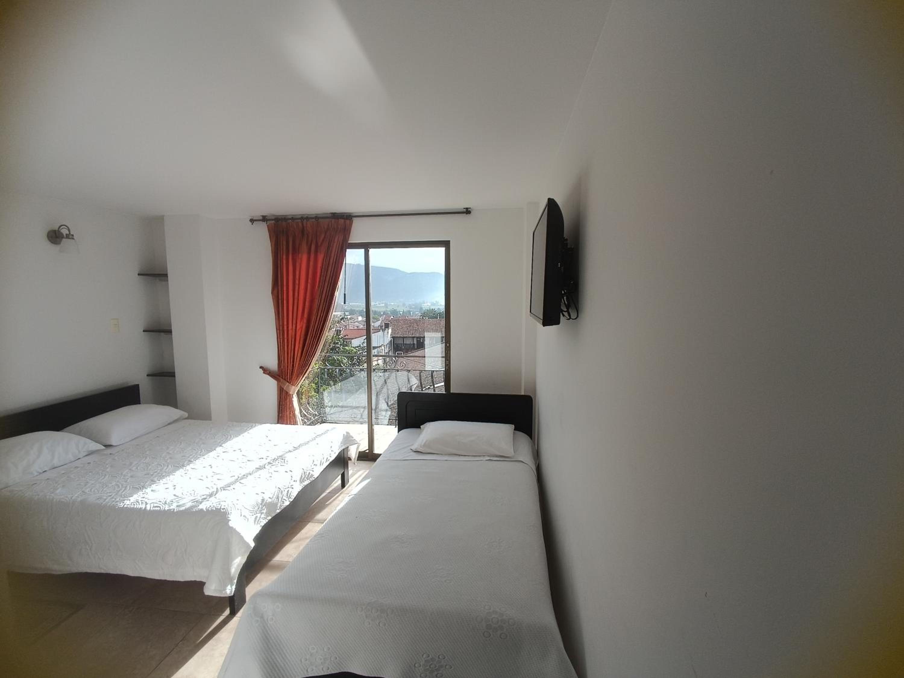 Apartment photo 3