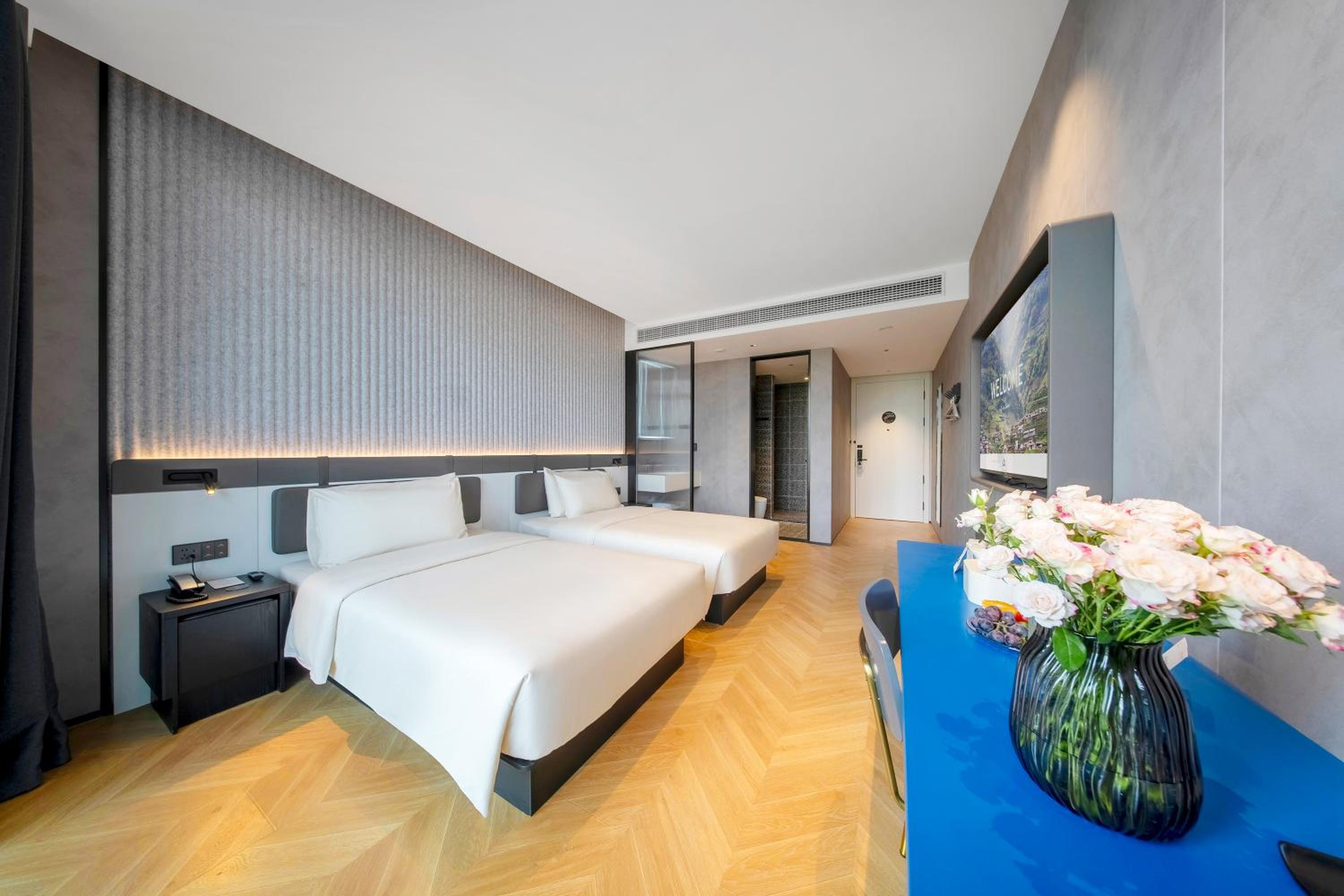 Twin Room with Balcony