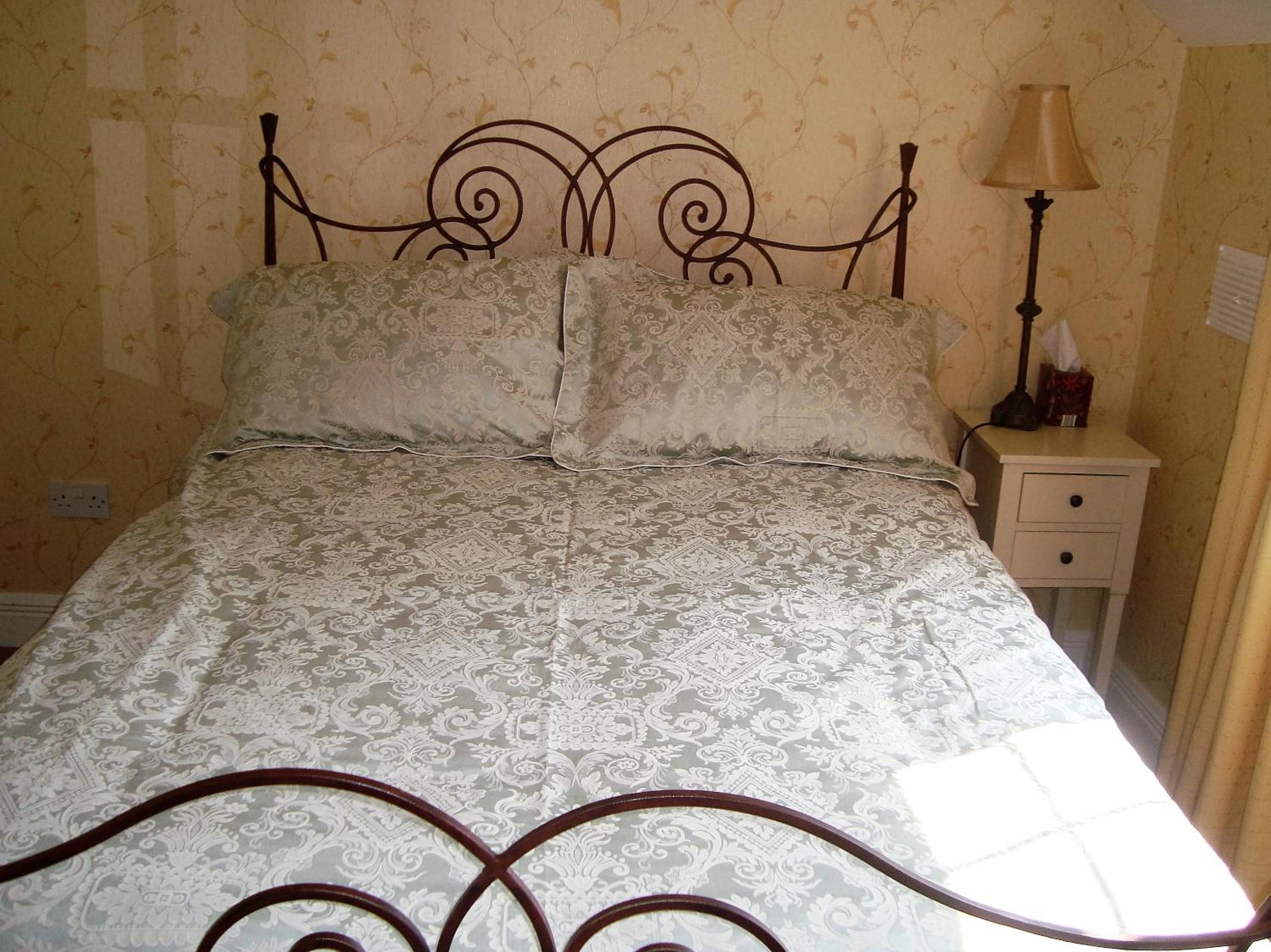 Four-Bedroom House photo 3