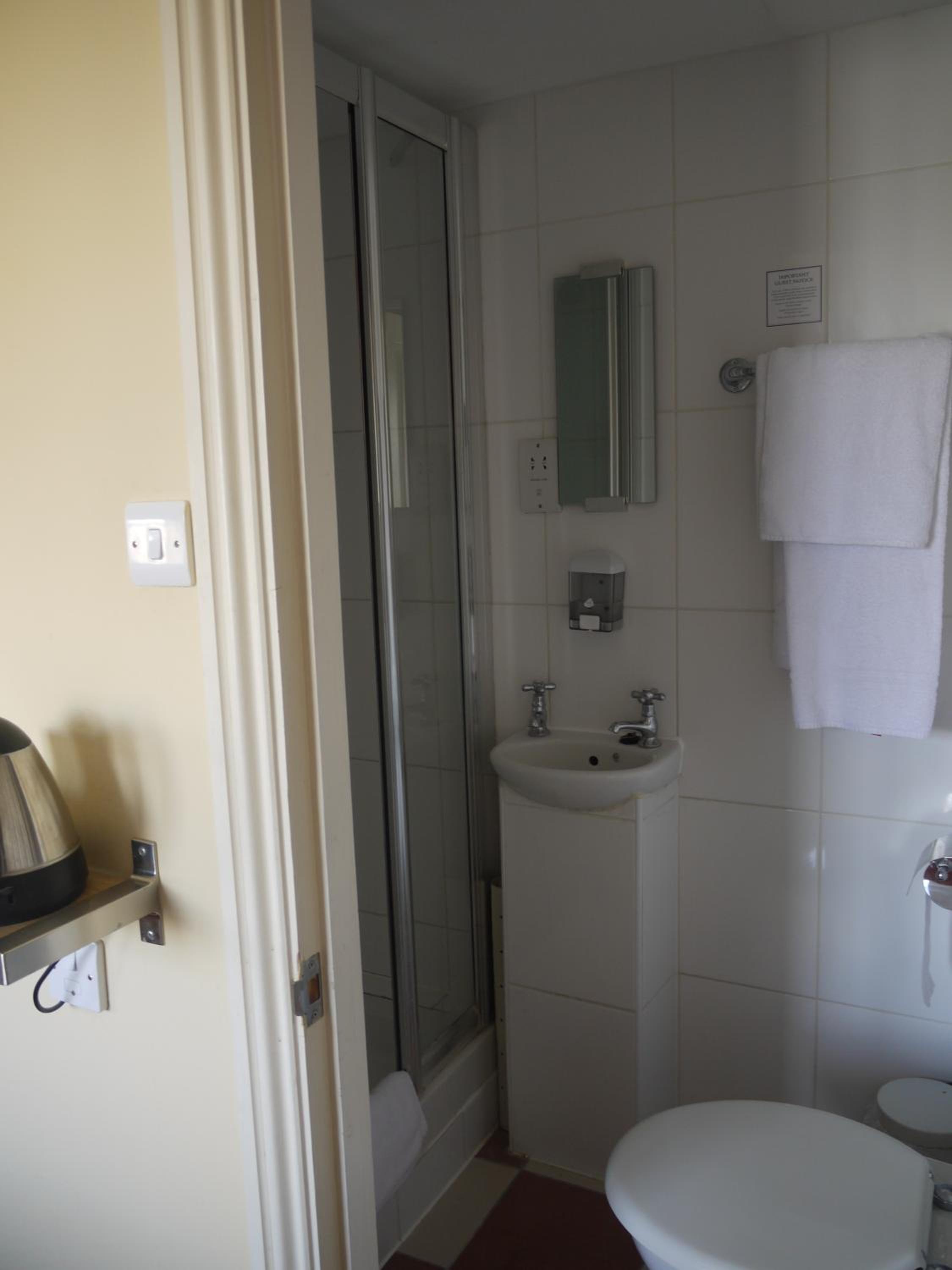 Small Double Room - Photo 2