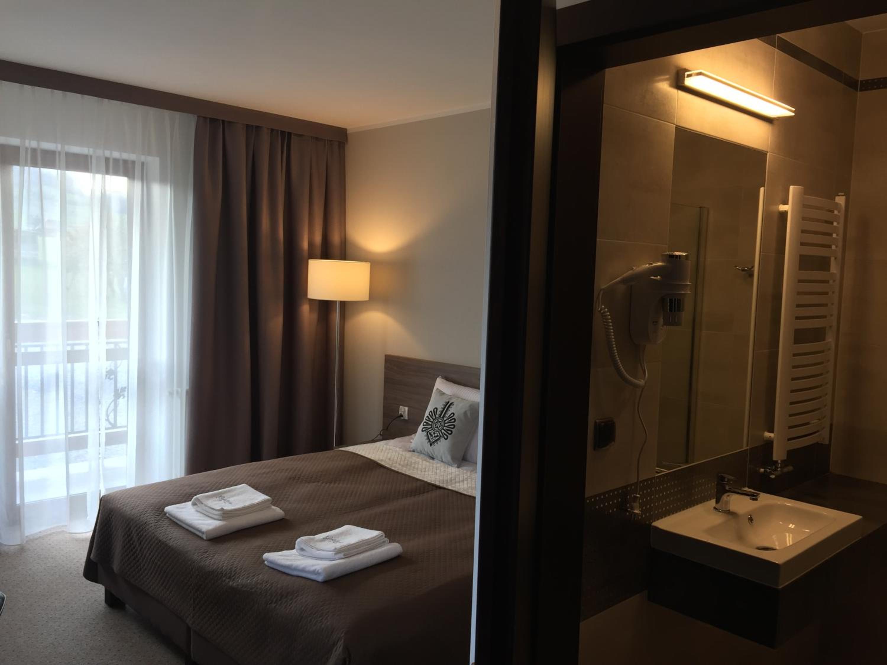 Double Room - Photo 3