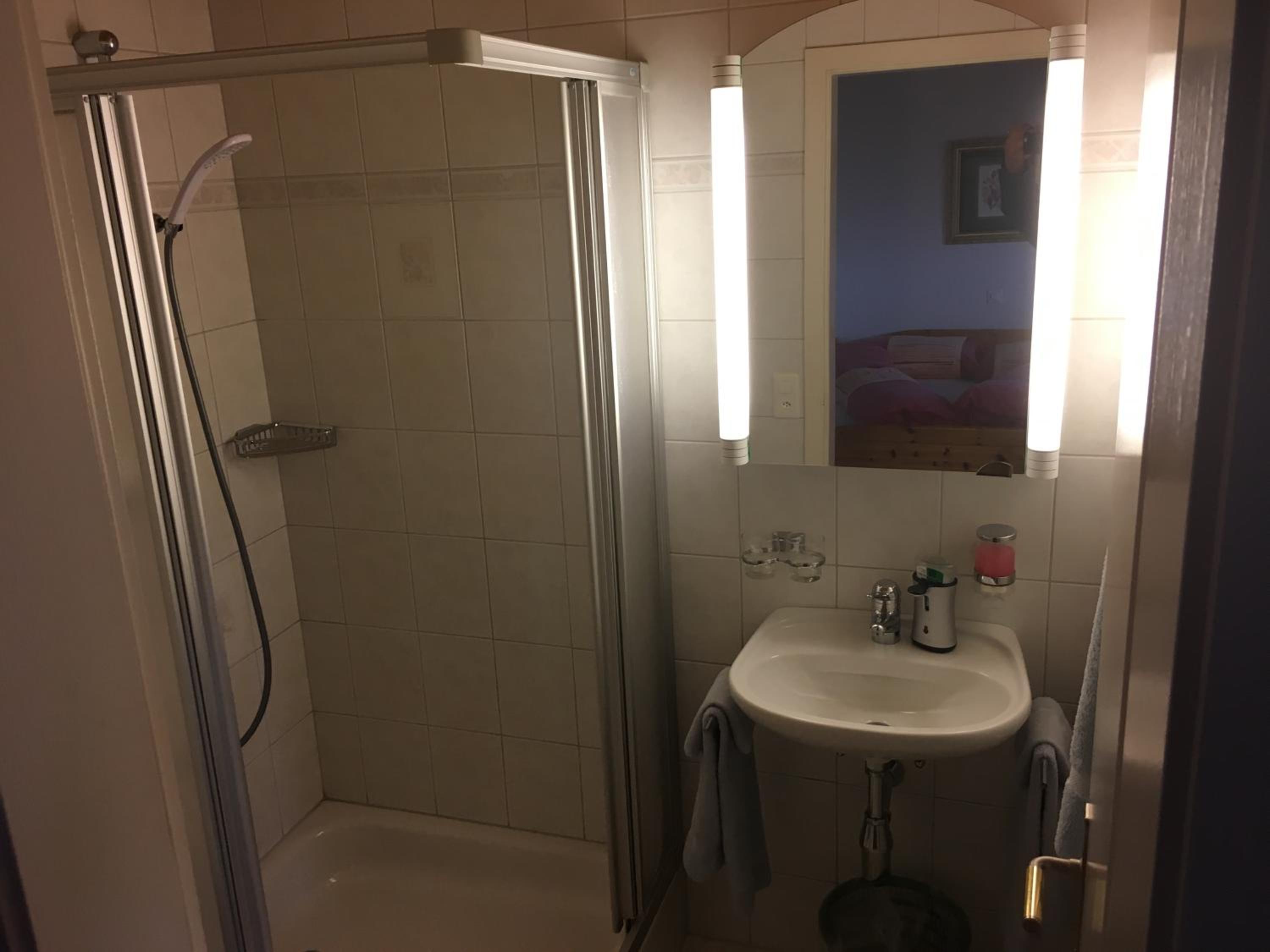 Double or Twin Room - Photo 2
