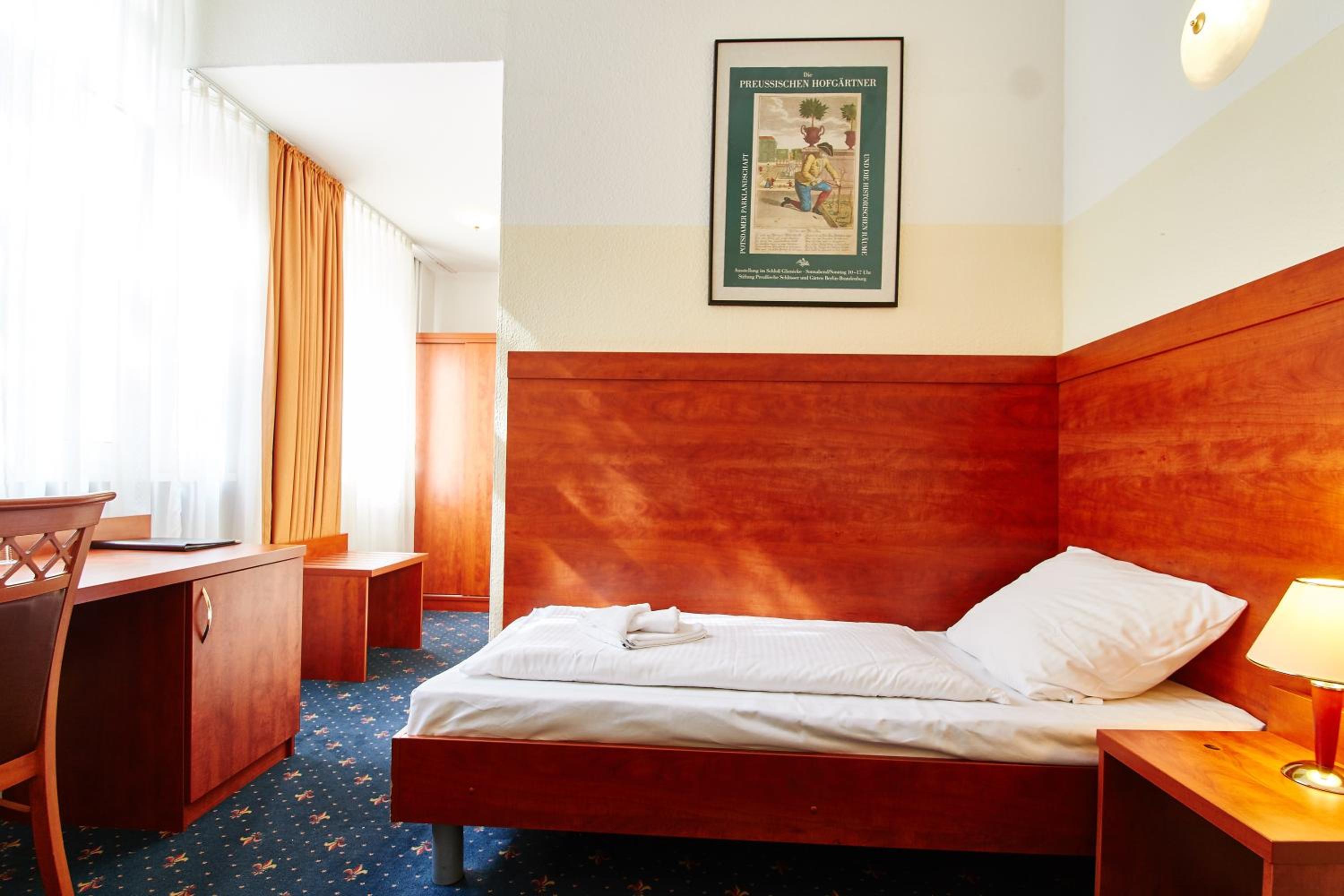 Single Room photo 1