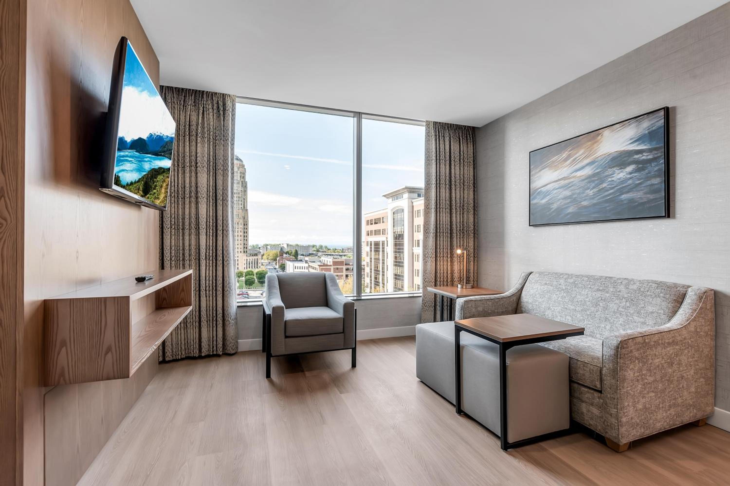 King Suite - Photo 1