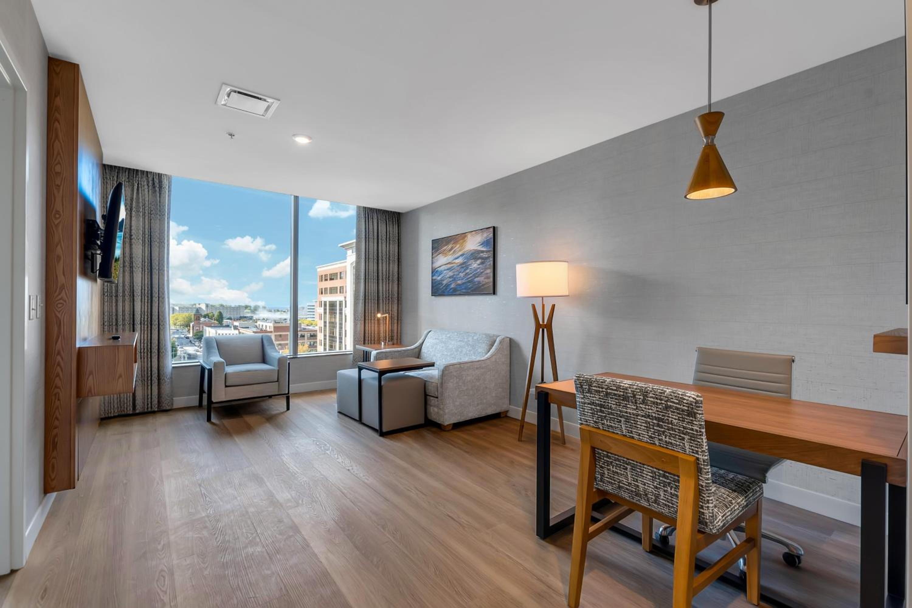 King Suite - Photo 6